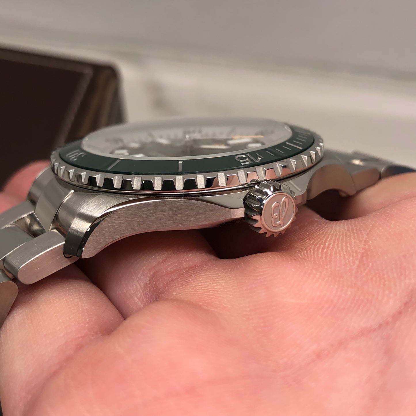 Breitling Superocean A17376 Green Stainless Steel 44mm Automatic Wristwatch with Box and Papers - HASHTAGWATCHCO