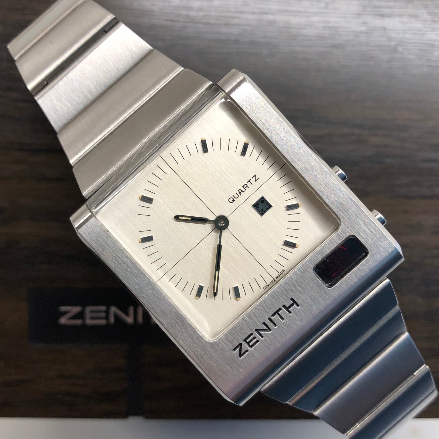 1970s Zenith Time Command 02.0014.441 Stainless Steel Quartz Wristwatch with Box and Owners Manual - HASHTAGWATCHCO