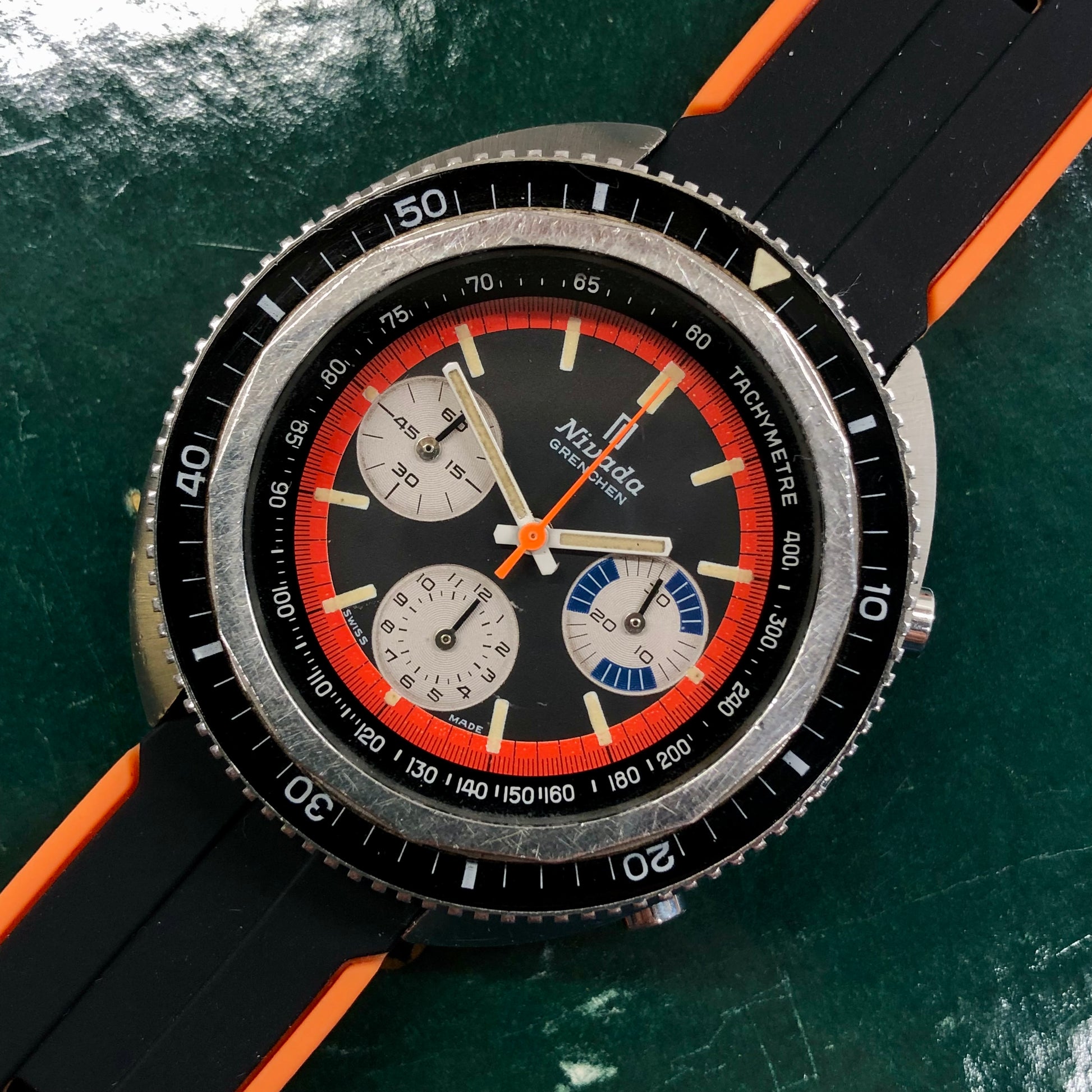 1960s Nivada Grenchen ChronoKing 4324 Valjoux 72 Steel Vintage Chronograph Wristwatch - HASHTAGWATCHCO