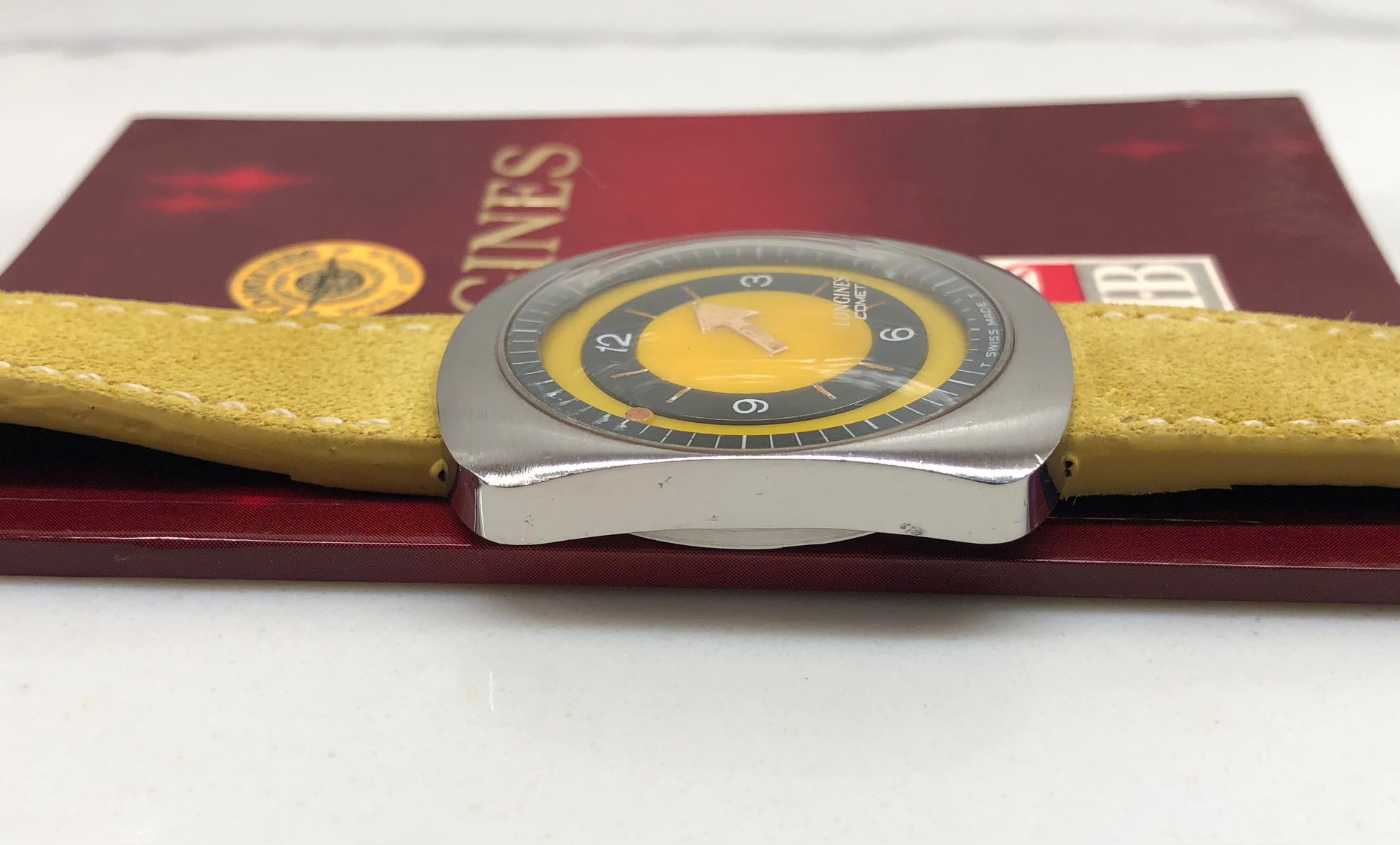 1971 Longines Comet 8475 Yellow Mystery Dial Steel Vintage Wristwatch with Box and Papers - HASHTAGWATCHCO