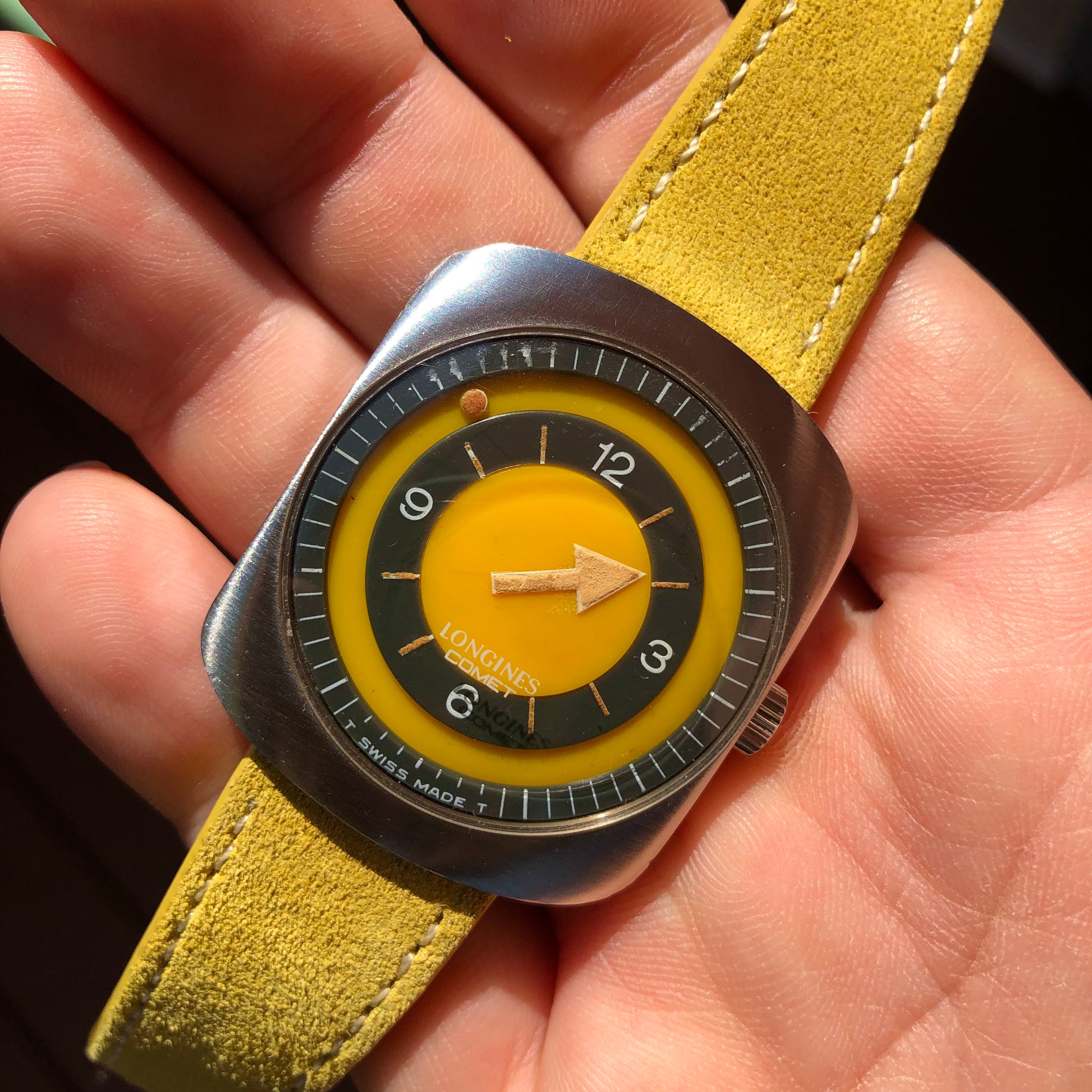 1971 Longines Comet 8475 Yellow Mystery Dial Steel Vintage Wristwatch with Box and Papers - HASHTAGWATCHCO