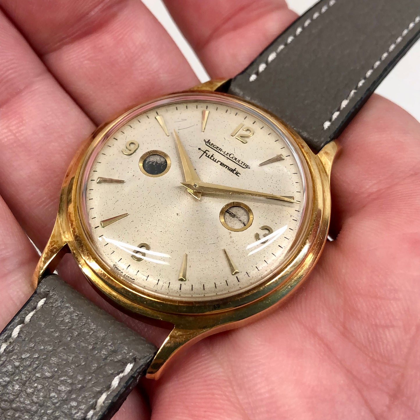 1950s Jaeger LeCoultre Futurematic E502 Porthole 18K Yellow Gold Automatic Wristwatch with Box - HASHTAGWATCHCO