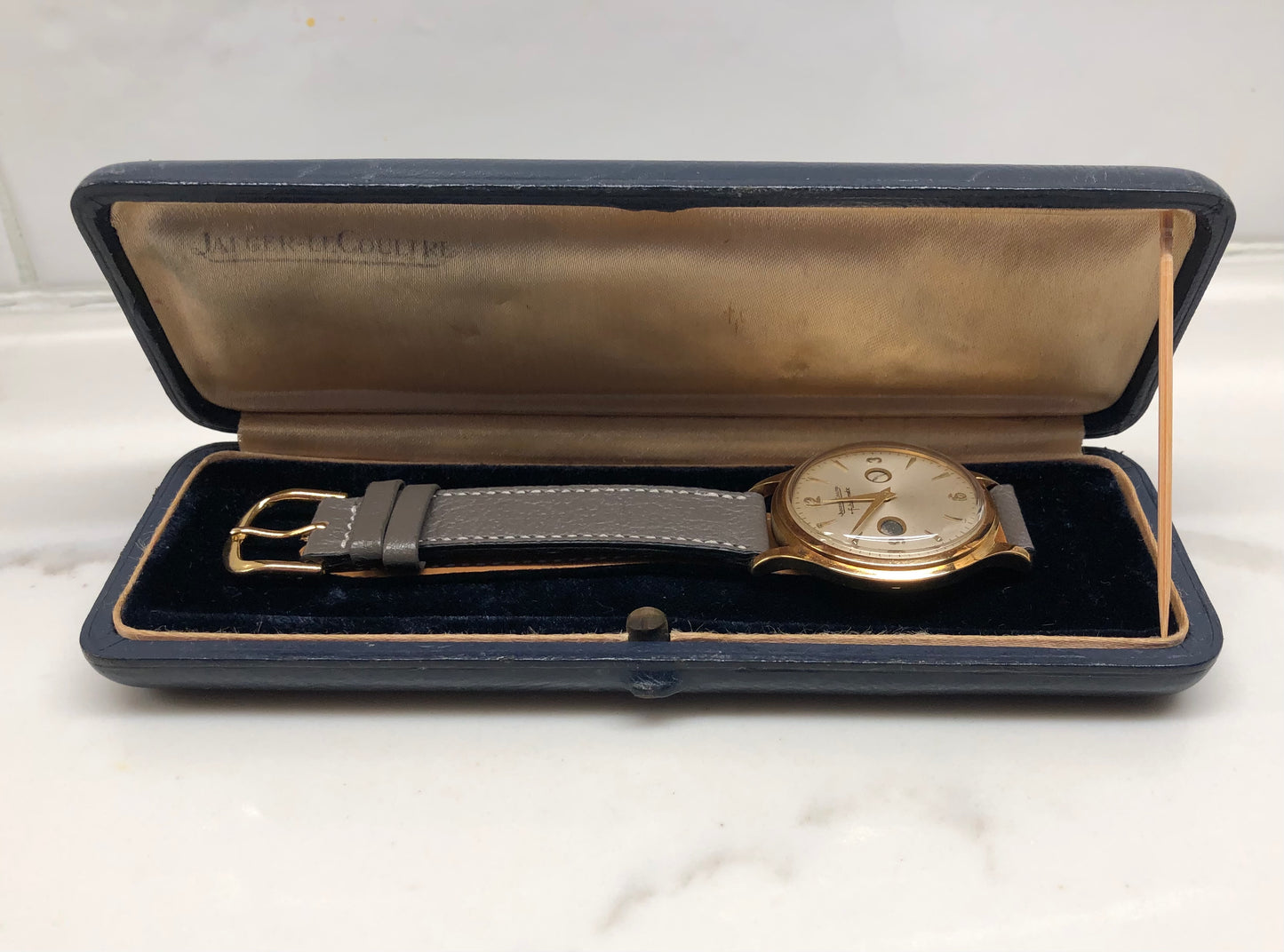 1950s Jaeger LeCoultre Futurematic E502 Porthole 18K Yellow Gold Automatic Wristwatch with Box - HASHTAGWATCHCO