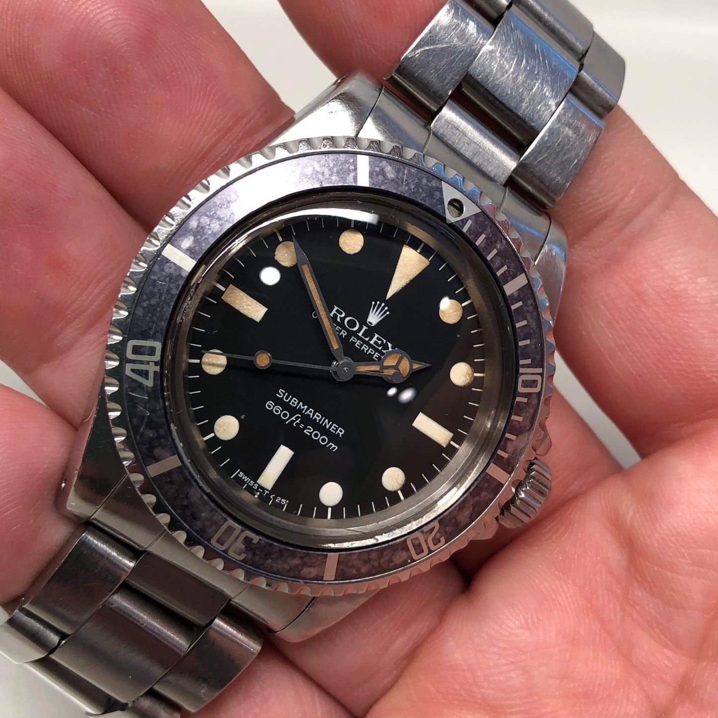 1979 Rolex Submariner 5513 Mk 2 Maxi Dial Stainless Steel Automatic Wristwatch - HASHTAGWATCHCO