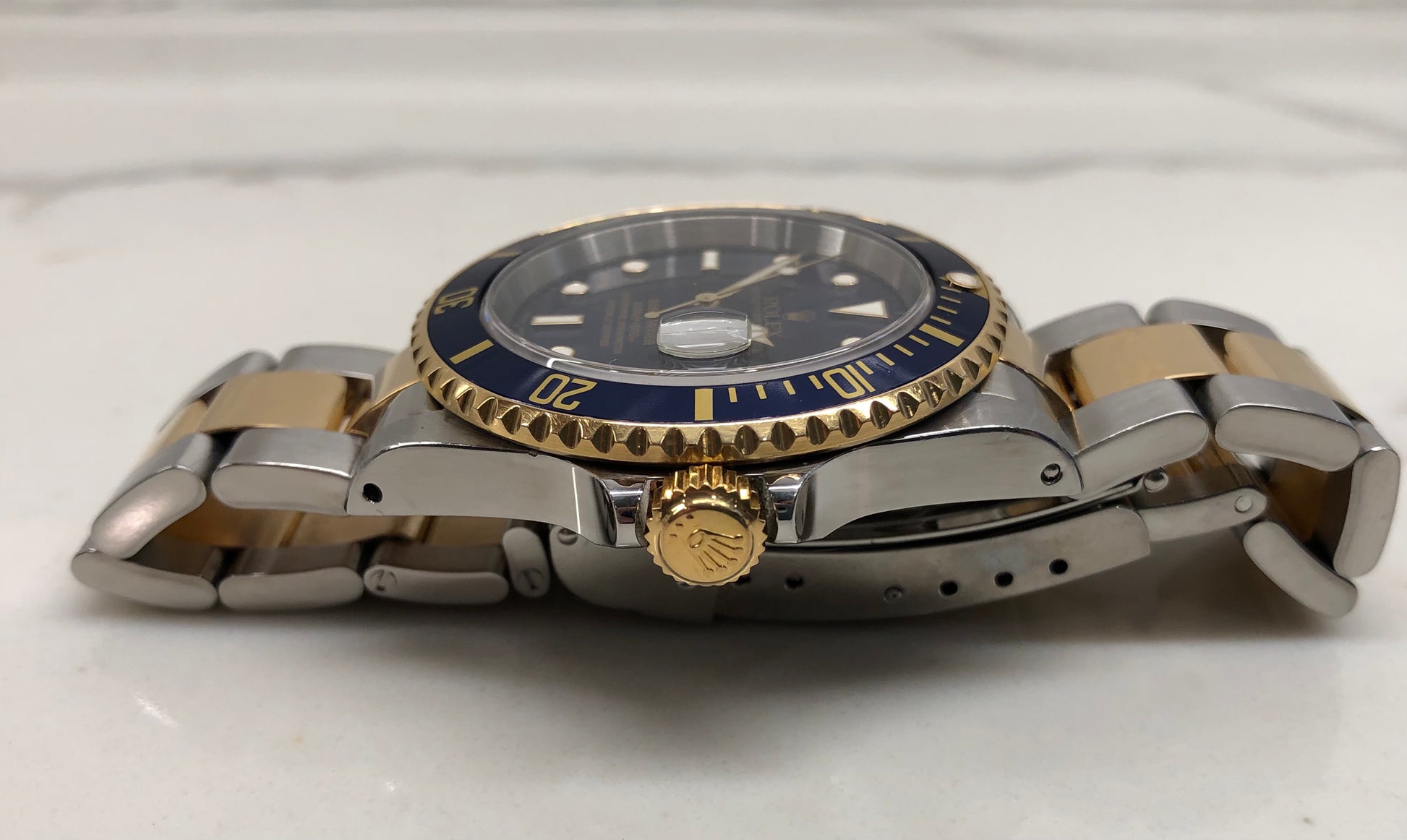2001 Rolex Submariner 16613 Blue Two Tone Oyster Steel 18K Gold Wristwatch - HASHTAGWATCHCO