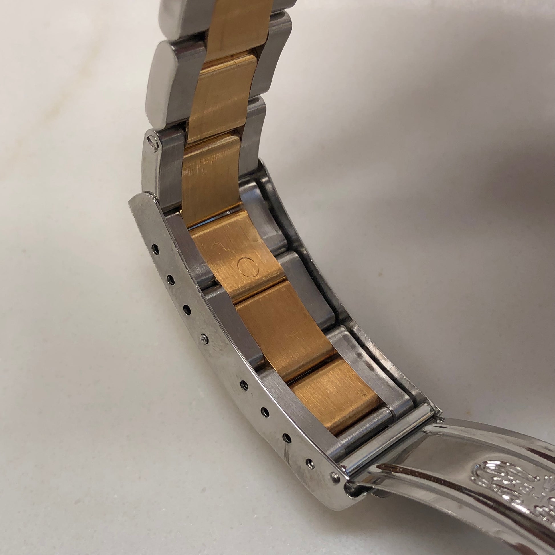 2001 Rolex Submariner 16613 Blue Two Tone Oyster Steel 18K Gold Wristwatch - HASHTAGWATCHCO