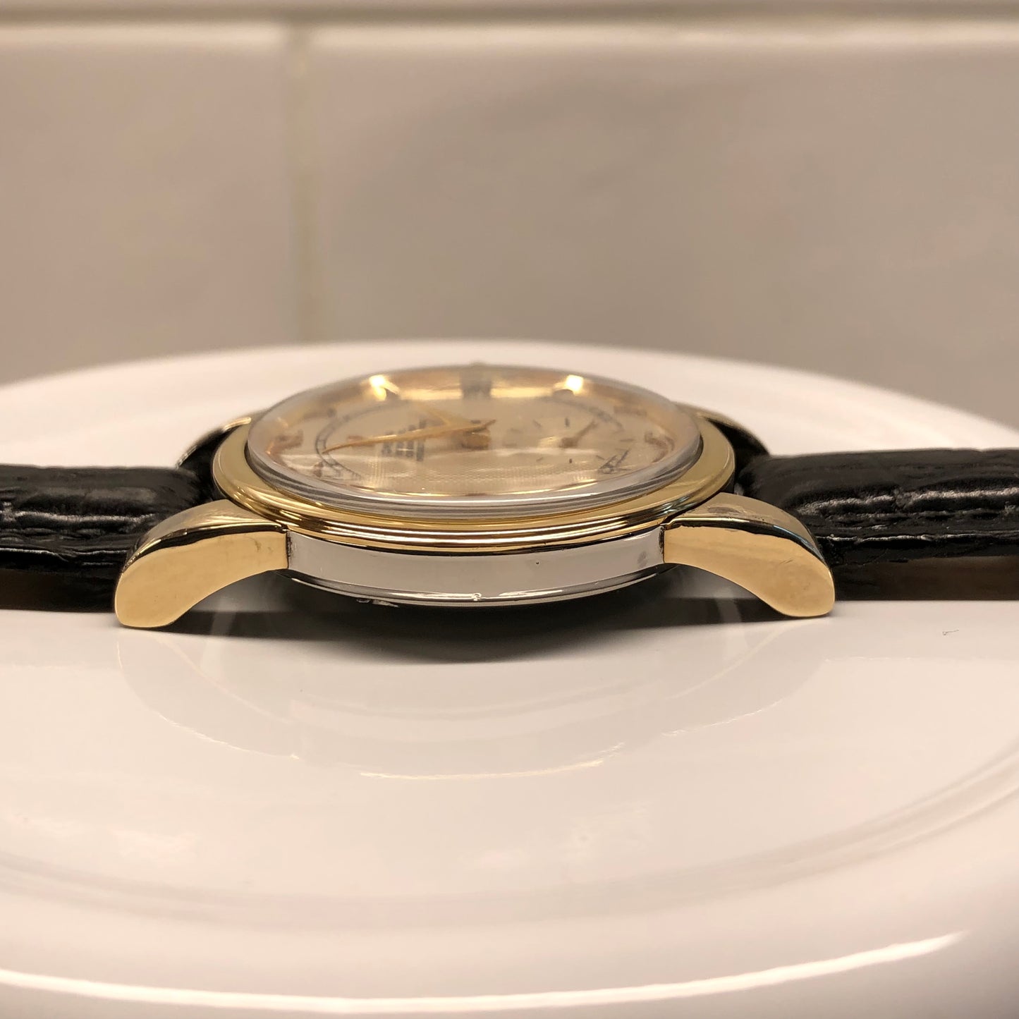 1947 Omega 2493-1 Chronometer Gold Cap Waffle Dial Caliber 333 Automatic Dress 36mm Wristwatch - HASHTAGWATCHCO