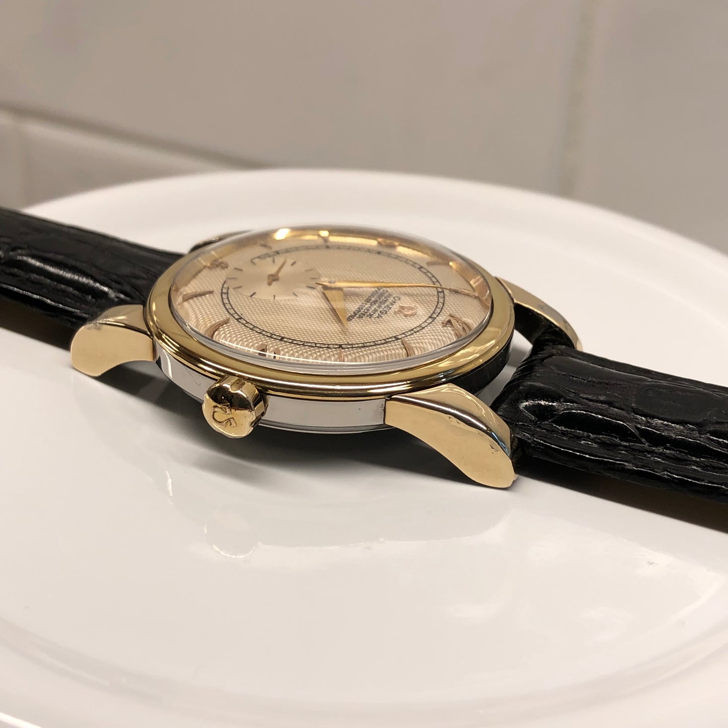 1947 Omega 2493-1 Chronometer Gold Cap Waffle Dial Caliber 333 Automatic Dress 36mm Wristwatch - HASHTAGWATCHCO