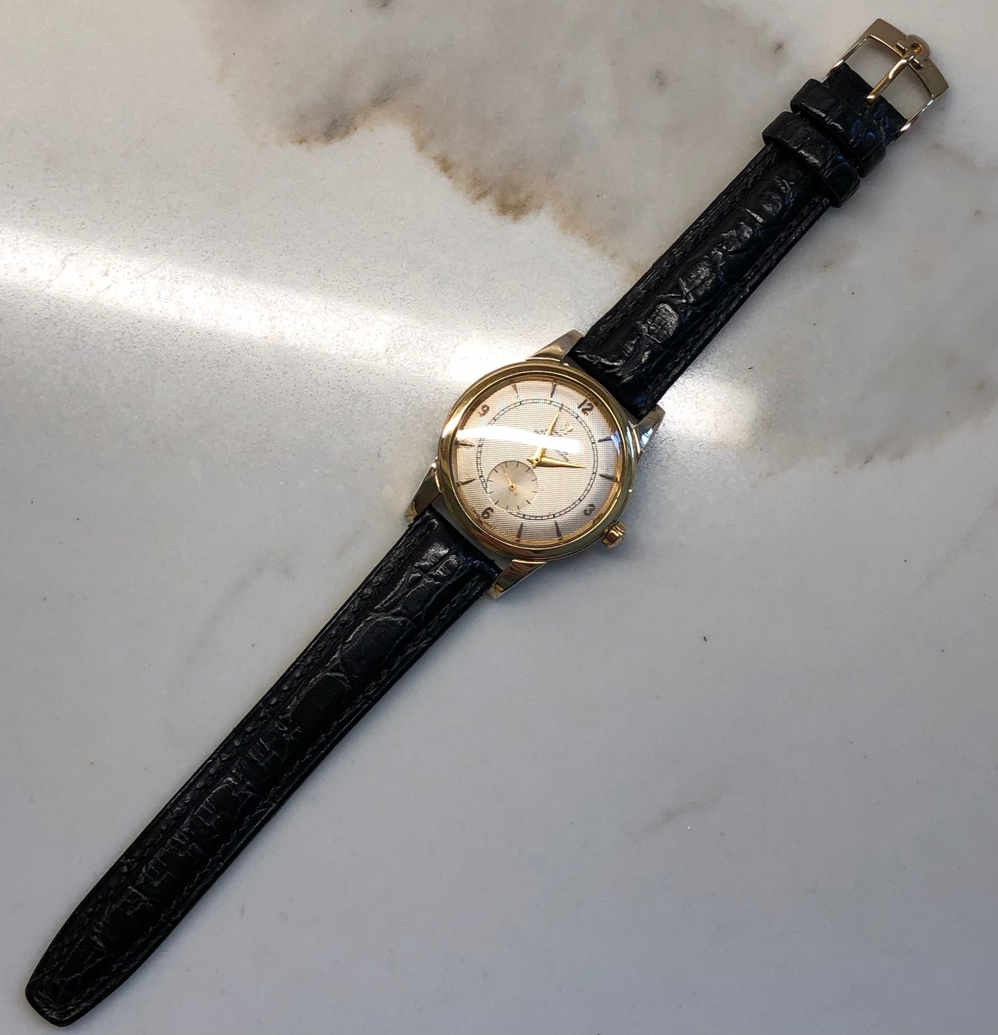 1947 Omega 2493-1 Chronometer Gold Cap Waffle Dial Caliber 333 Automatic Dress 36mm Wristwatch - HASHTAGWATCHCO