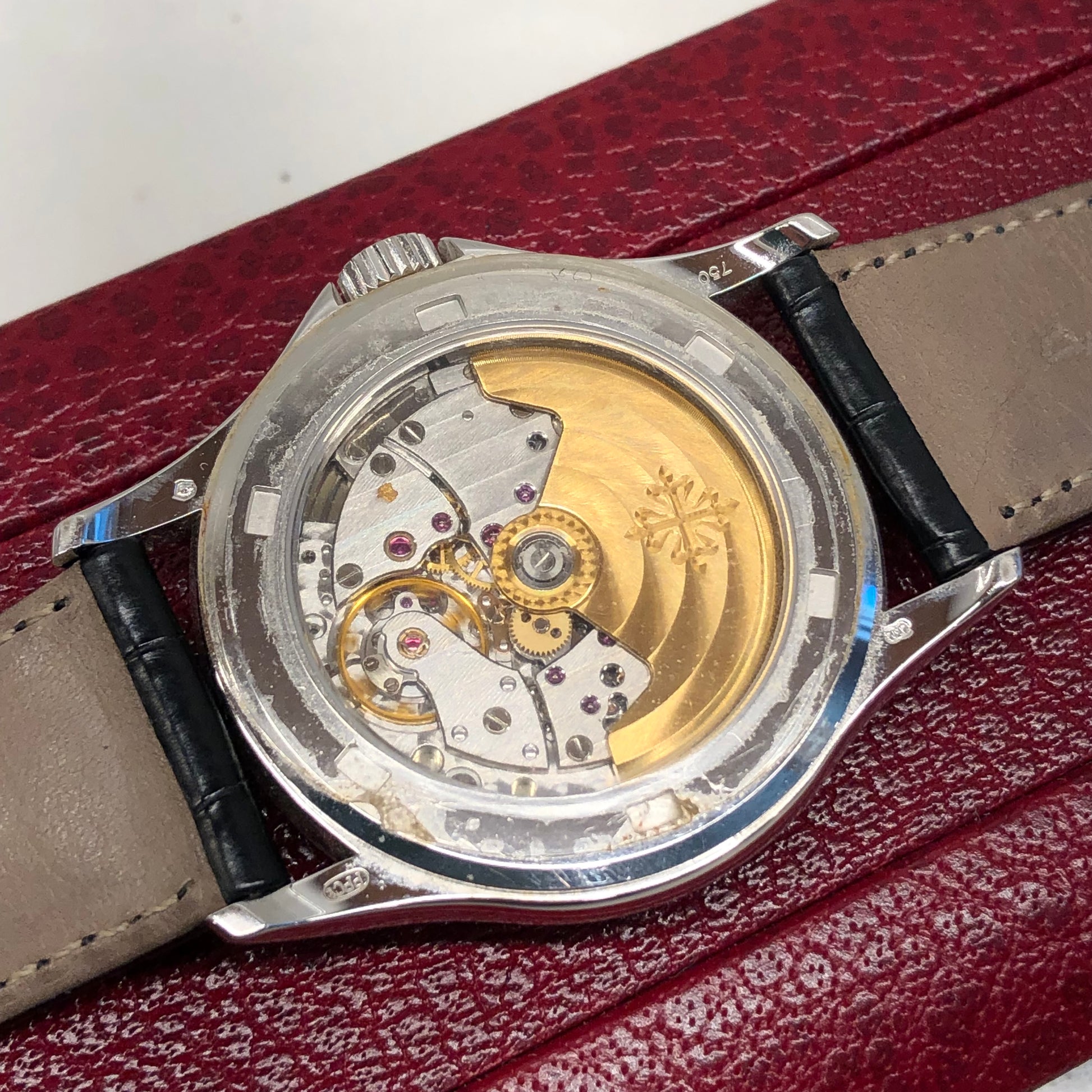 Patek Philippe Calatrava 5117G 18K White Gold Automatic Wristwatch with Box - HASHTAGWATCHCO