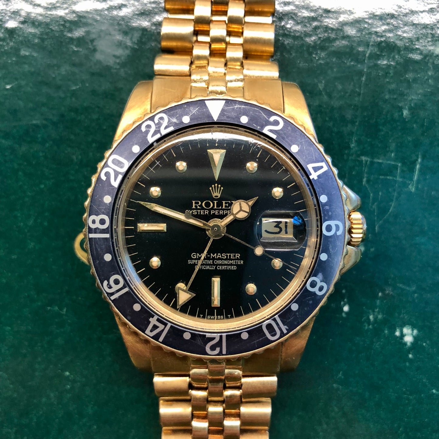 1969 Rolex GMT MASTER 1675 Black Nipple Dial 18K Yellow Gold Automatic Wristwatch - Hashtag Watch Company
