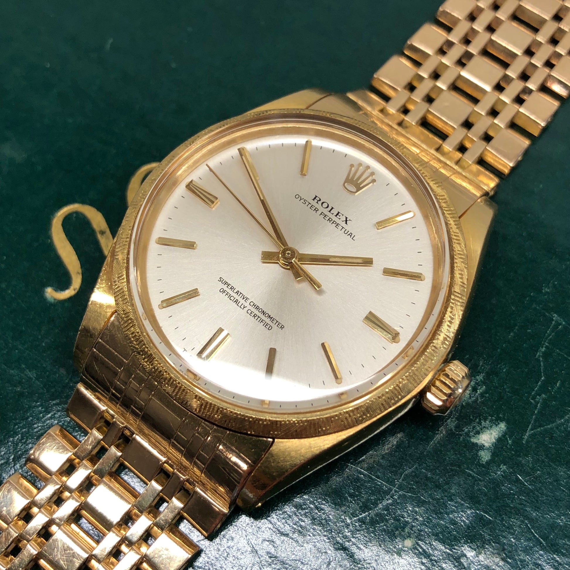 1973 Rolex Oyster Perpetual 1035 18K Yellow Gold Florentine Bezel Automatic Wristwatch - HASHTAGWATCHCO