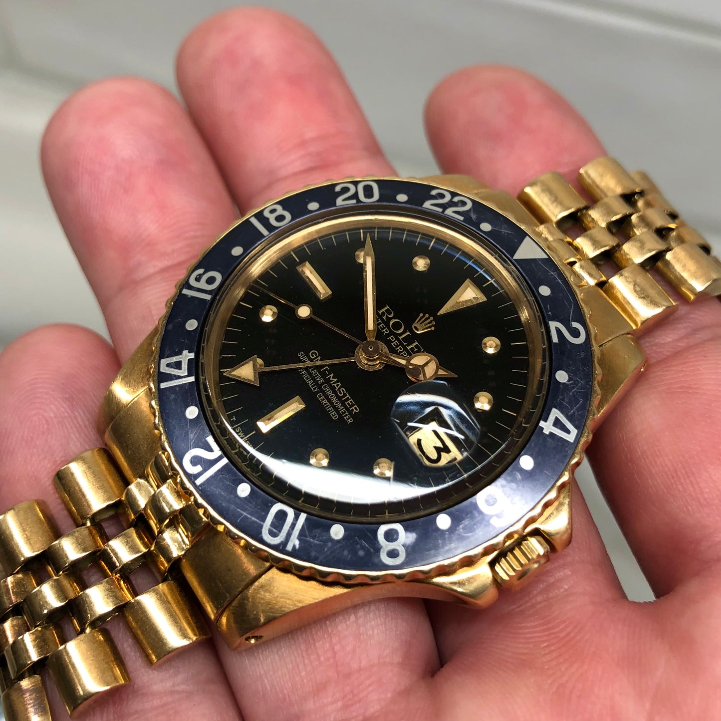 1969 Rolex GMT MASTER 1675 Black Nipple Dial 18K Yellow Gold Automatic Wristwatch - Hashtag Watch Company