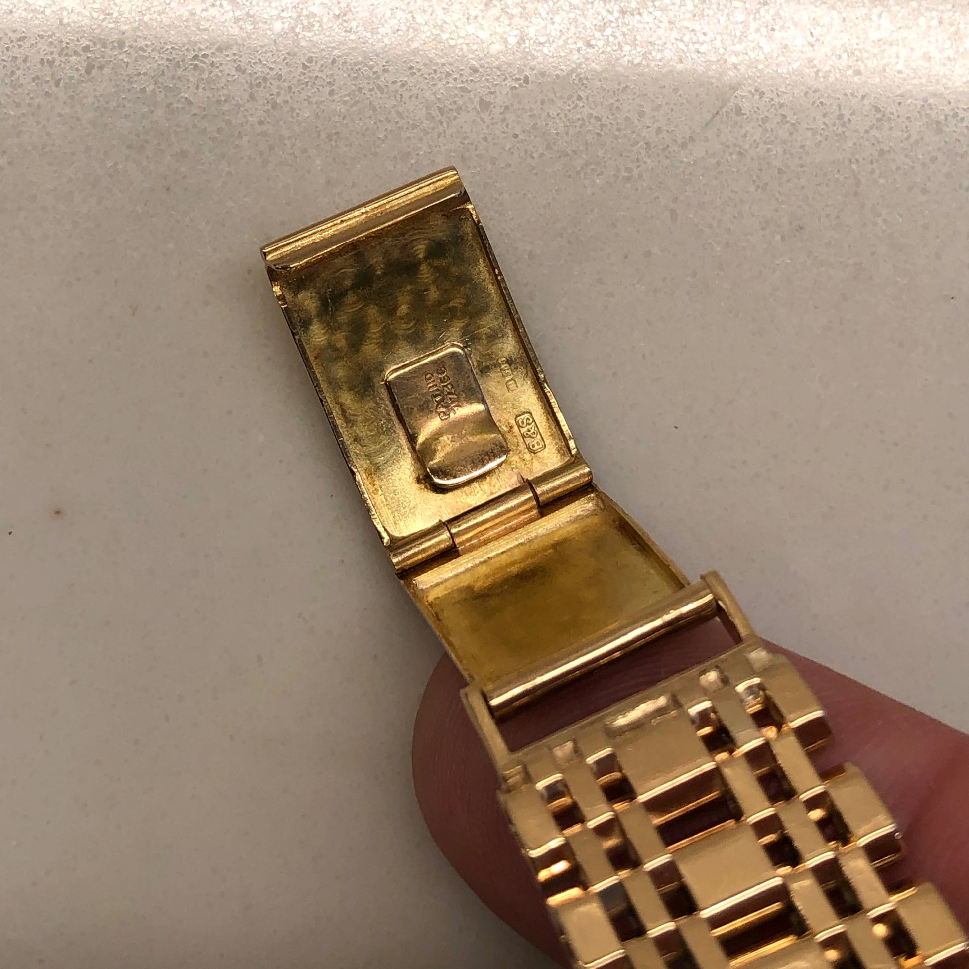 1973 Rolex Oyster Perpetual 1035 18K Yellow Gold Florentine Bezel Automatic Wristwatch - HASHTAGWATCHCO