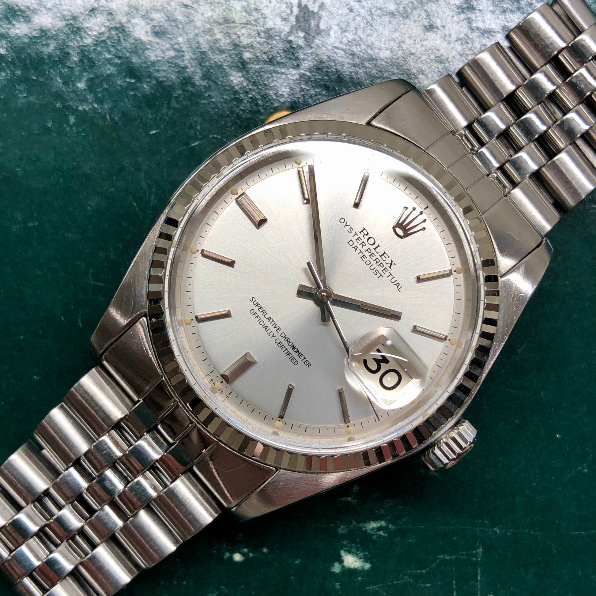 1973 Rolex Datejust 1601 Stainless Steel Fluted Bezel Silver Dial Jubilee Automatic Wristwatch - HASHTAGWATCHCO
