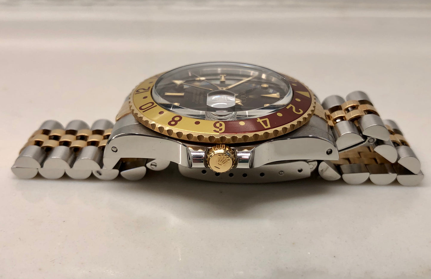 1985 Rolex GMT MASTER 16753 Root Beer Two Tone Steel and Gold Jubilee Nipple Dial Wristwatch with Box and Papers - HASHTAGWATCHCO