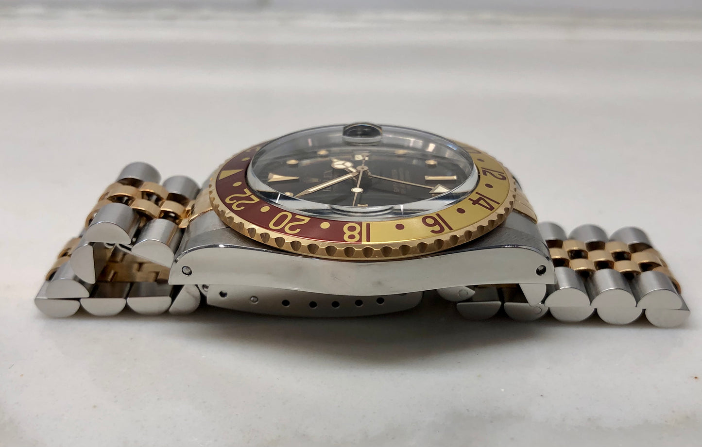 1985 Rolex GMT MASTER 16753 Root Beer Two Tone Steel and Gold Jubilee Nipple Dial Wristwatch with Box and Papers - HASHTAGWATCHCO