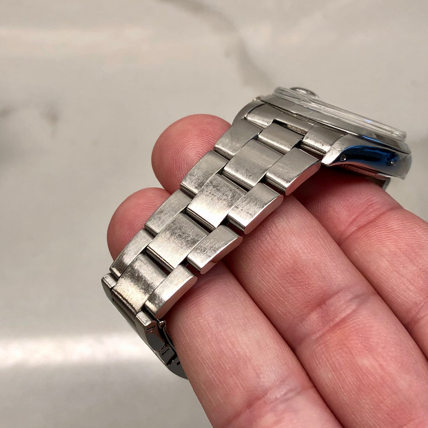 1976 Rolex Date 1500 Oyster Perpetual White Roman Steel Automatic Wristwatch - HASHTAGWATCHCO
