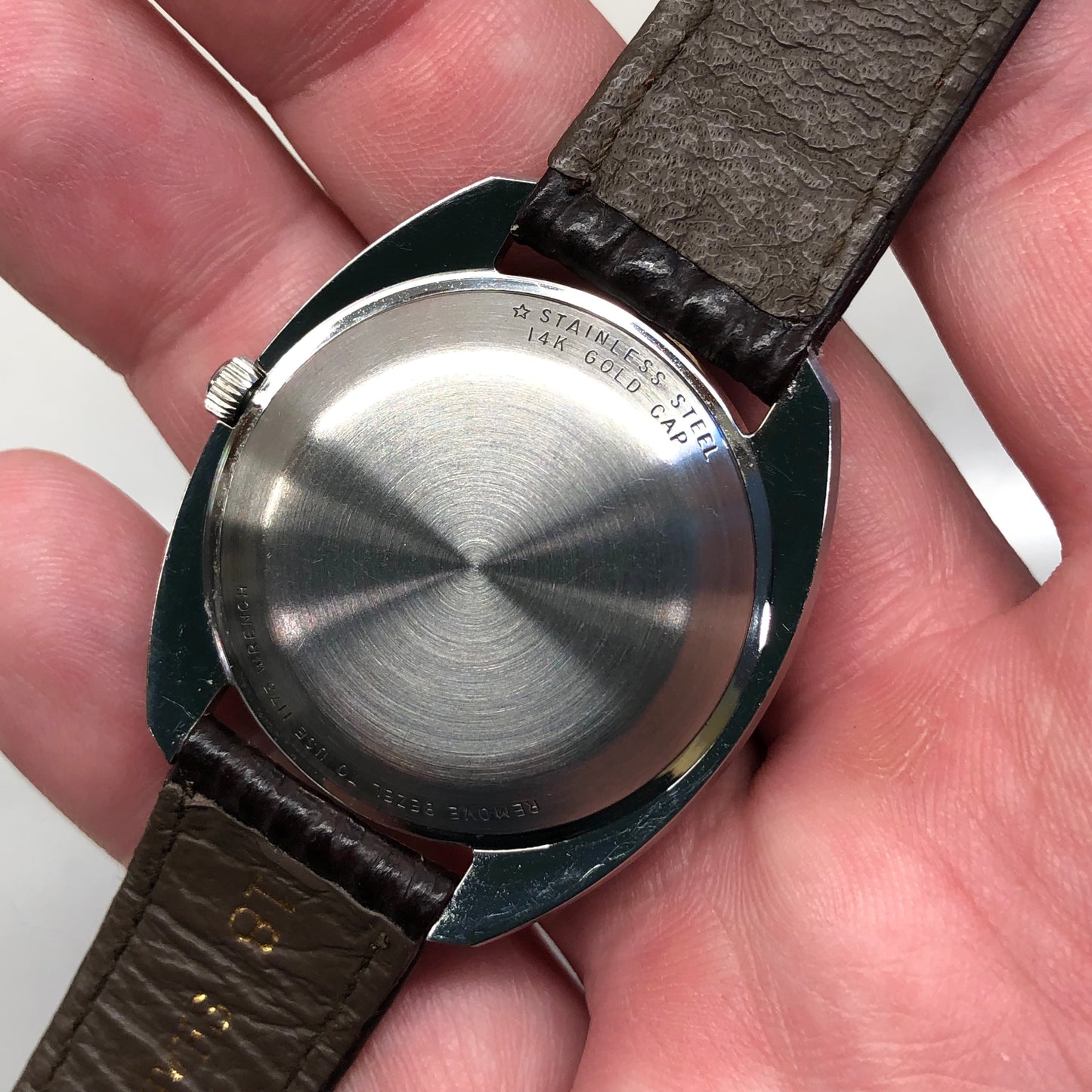1960s Longines Ultra-Chron Burgundy Oxblood Caliber 431 Hi-Beat Automatic Two Tone Wristwatch - HASHTAGWATCHCO