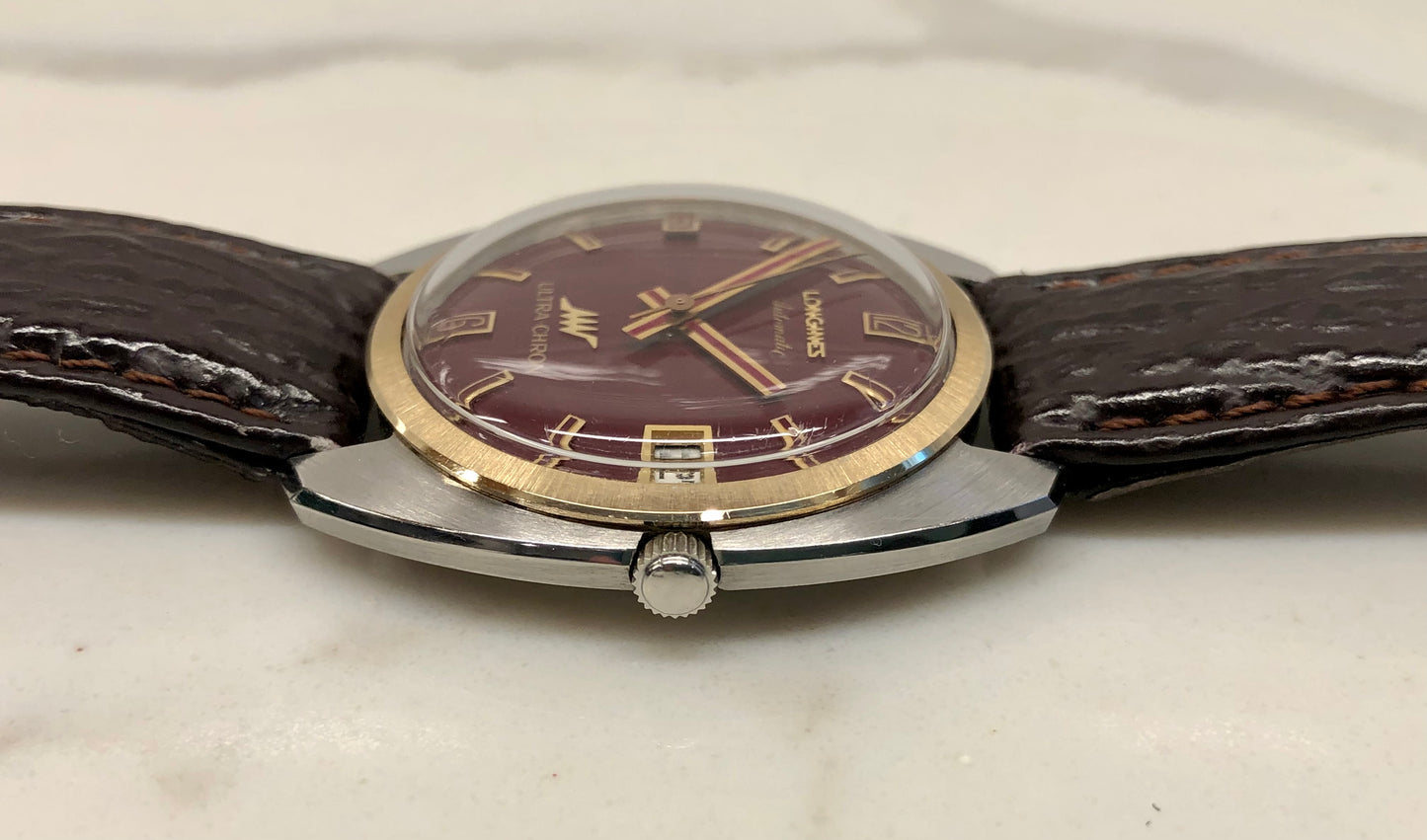 1960s Longines Ultra-Chron Burgundy Oxblood Caliber 431 Hi-Beat Automatic Two Tone Wristwatch - HASHTAGWATCHCO