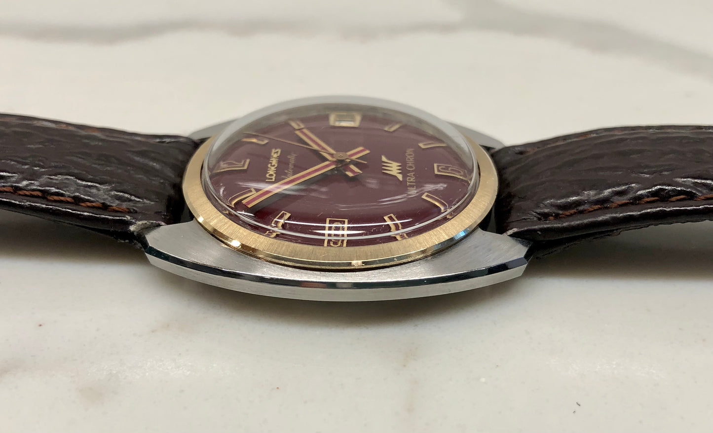 1960s Longines Ultra-Chron Burgundy Oxblood Caliber 431 Hi-Beat Automatic Two Tone Wristwatch - HASHTAGWATCHCO