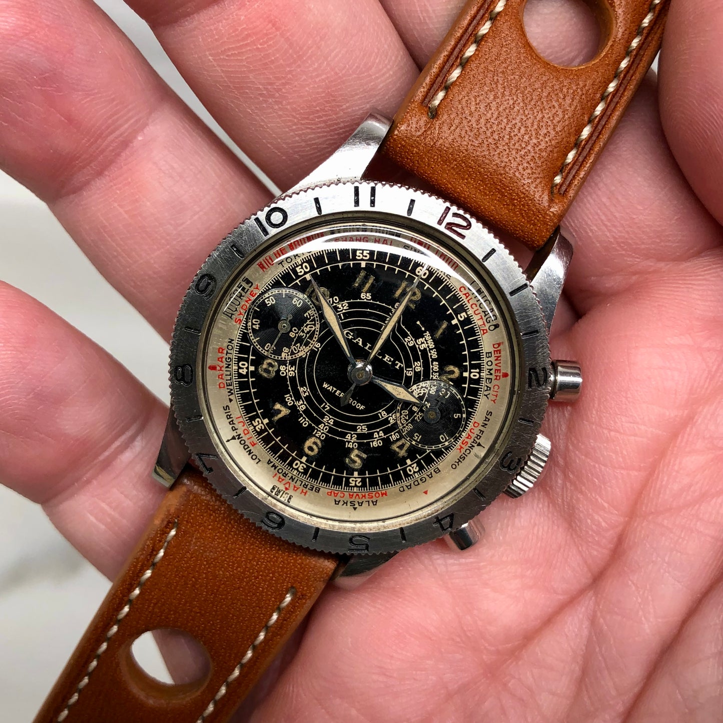 1940s Gallet Flying Officer Truman Black Dial Steel Clamshell Chronograph Valjoux 150 Wristwatch - HASHTAGWATCHCO