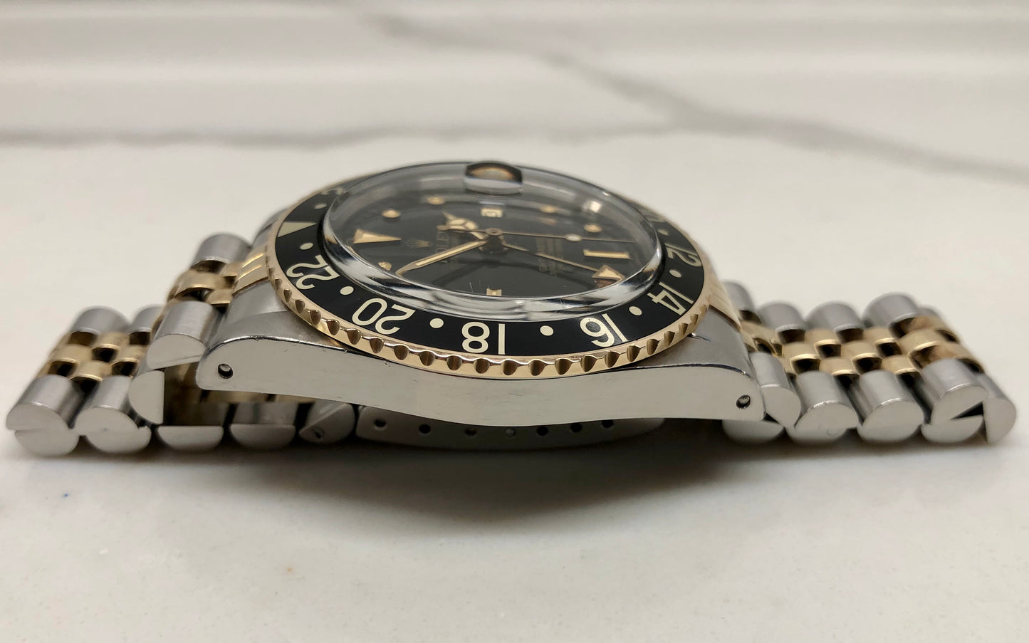 1982 Rolex GMT MASTER 16753 Black Nipple Two Tone Jubilee Wristwatch - HASHTAGWATCHCO