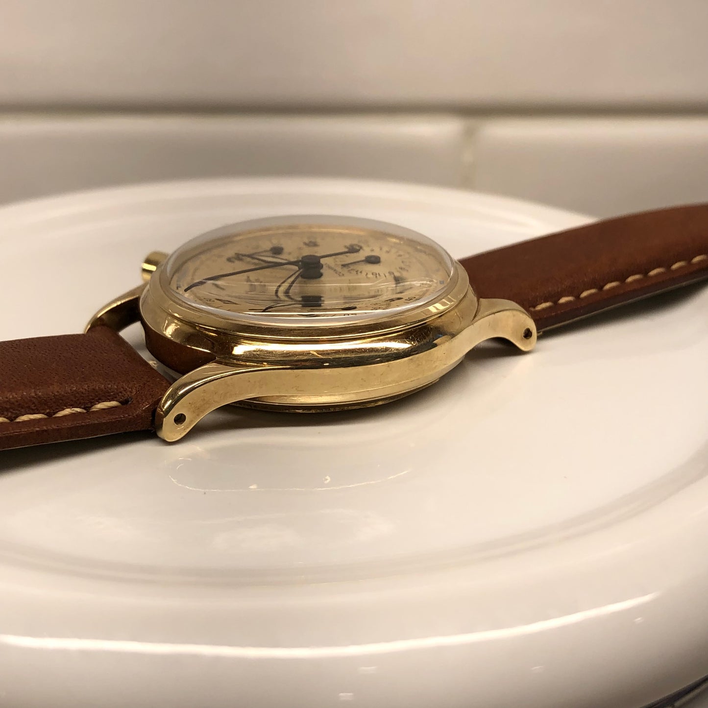 1950s Universal Geneve Compax 52215 Chronograph 14K Yellow Gold Caliber 281 Wristwatch - HASHTAGWATCHCO