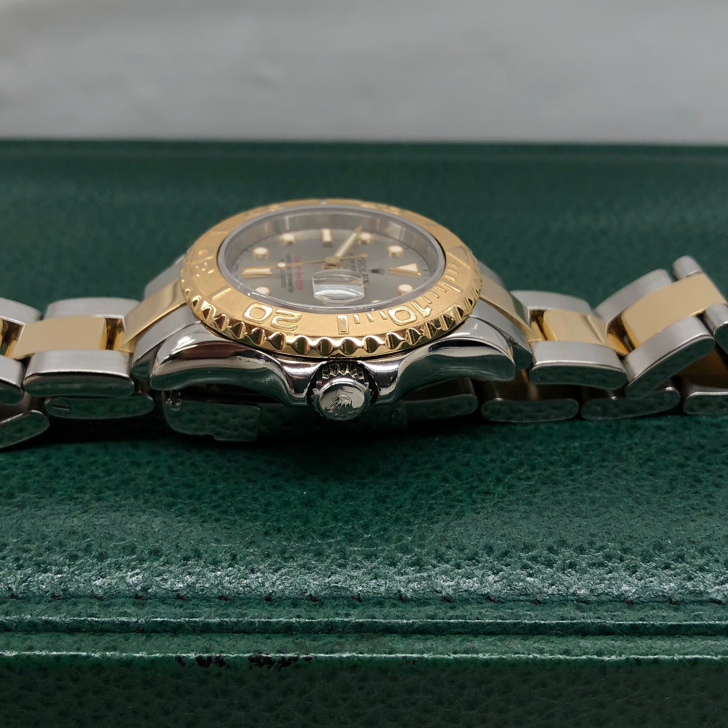 2002 Rolex Yachtmaster 169623 Two Tone Silver Oyster 29mm Automatic Wristwatch - HASHTAGWATCHCO