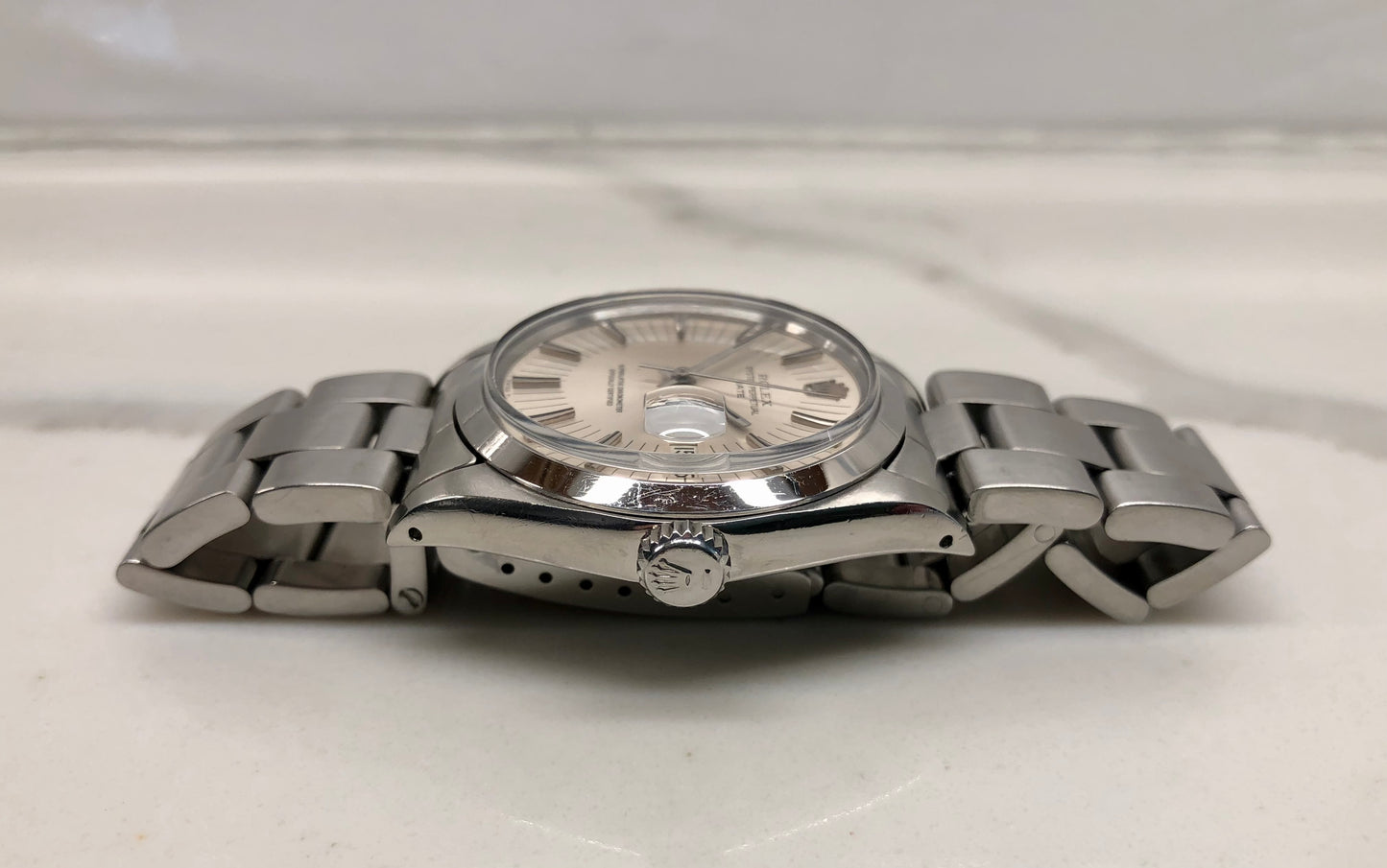 1971 Rolex Date 1500 Oyster Perpetual Silver Radial Dial Steel Automatic Wristwatch - HASHTAGWATCHCO