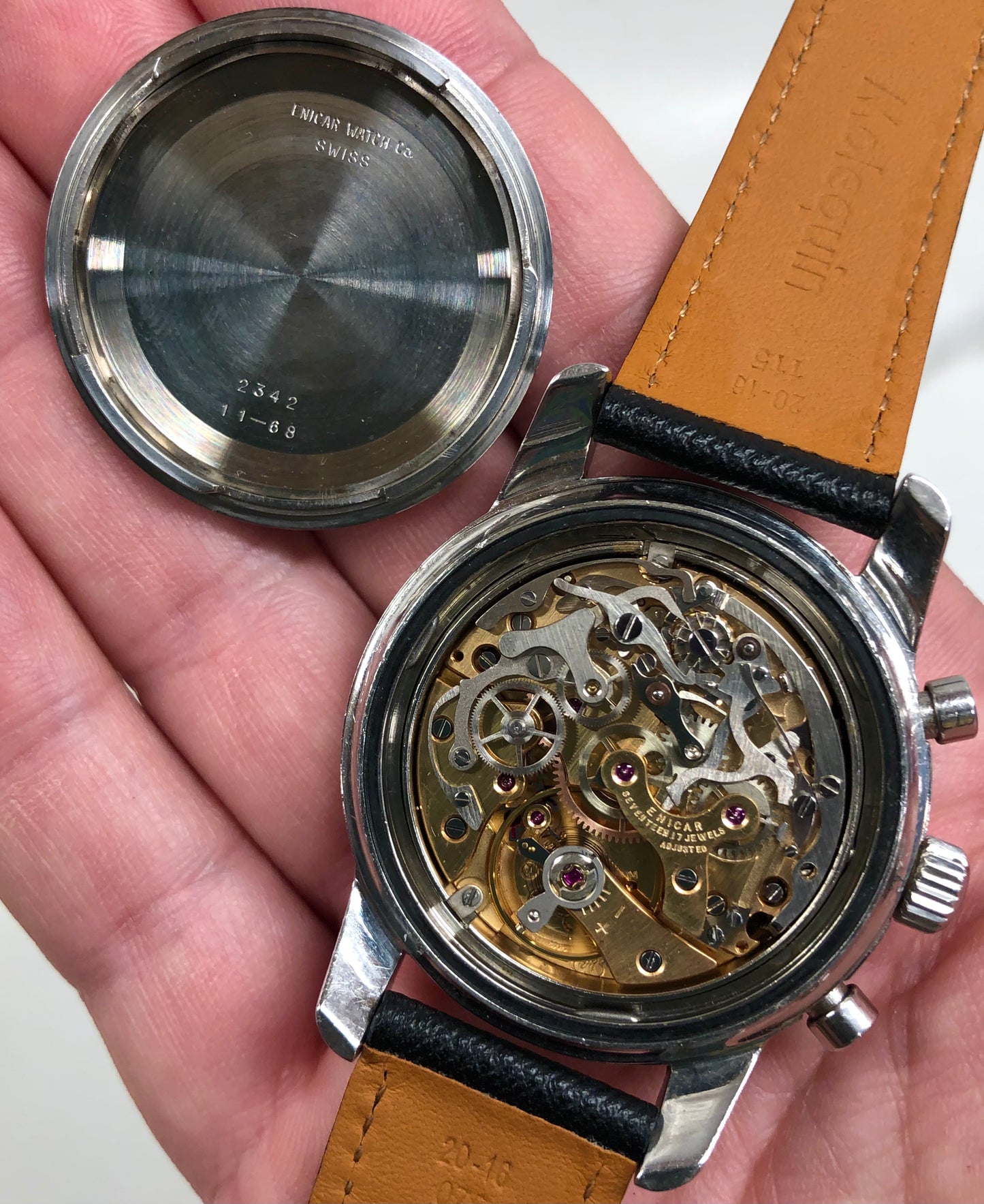 1960s Enicar Sherpa Graph Mk IV 072-02-01 Valjoux 72 Chronograph Wristwatch - HASHTAGWATCHCO