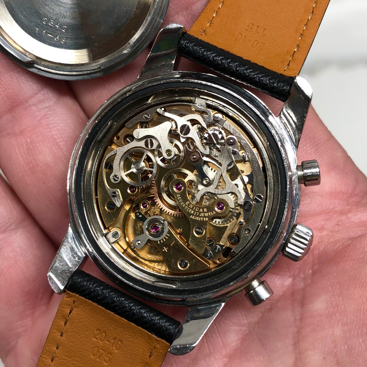 1960s Enicar Sherpa Graph Mk IV 072-02-01 Valjoux 72 Chronograph Wristwatch - HASHTAGWATCHCO