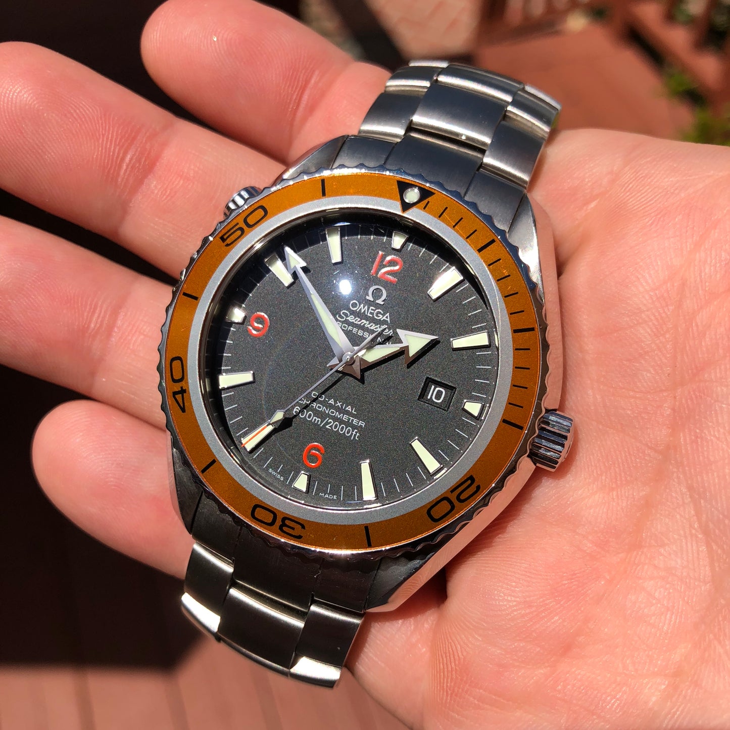 Omega Seamaster 2208.50 Orange Bezel 45.5mm Co-Axial Steel Wristwatch Box & Papers - Hashtag Watch Company