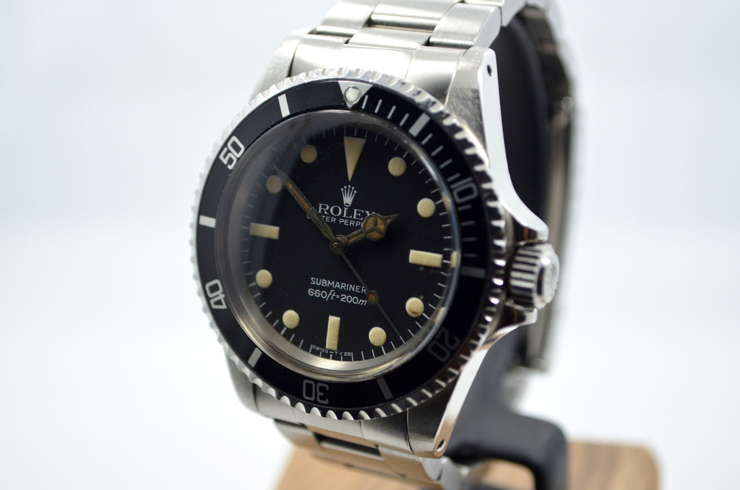 Vintage Rolex 5513 Submariner Stainless Steel 7.2 Mil Wristwatch 1981 Box Papers - Hashtag Watch Company