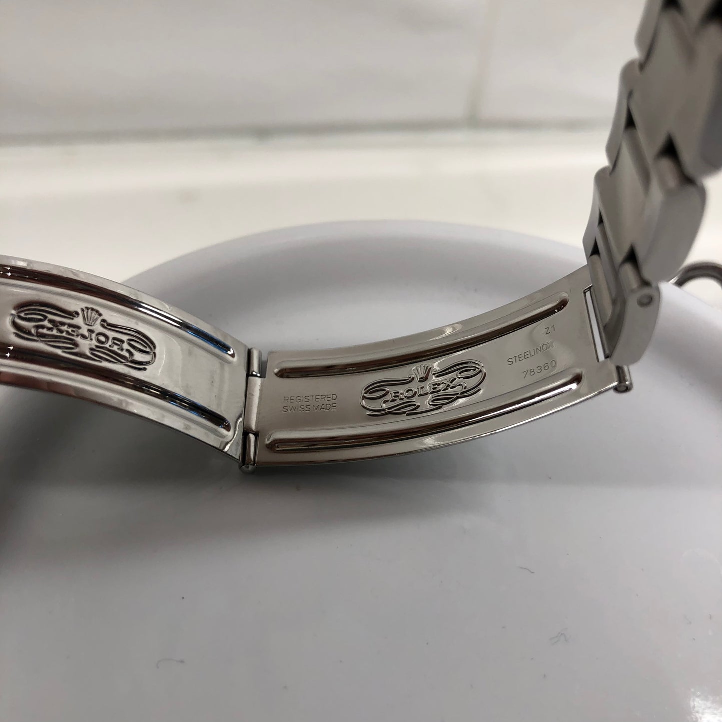 2002 Rolex Datejust 16234 Blue Roman Fluted White Gold Bezel Oyster Wristwatch Box Papers - Hashtag Watch Company