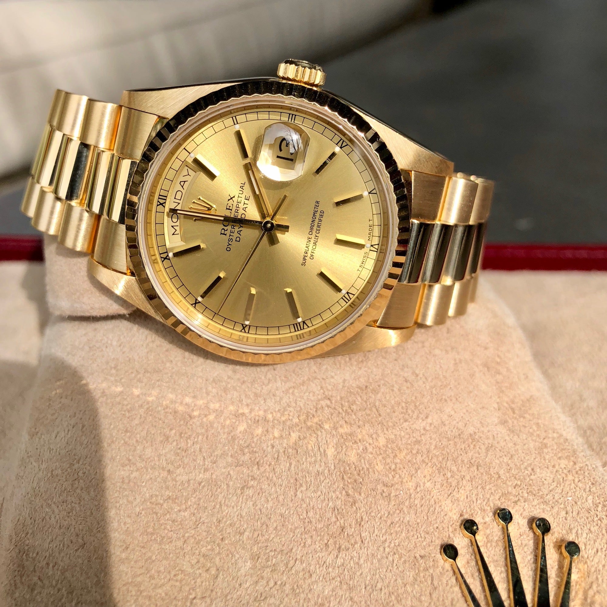 1995 Rolex President 18238 Day Date Yellow Gold Champagne Stick Serial Box Papers MINT
