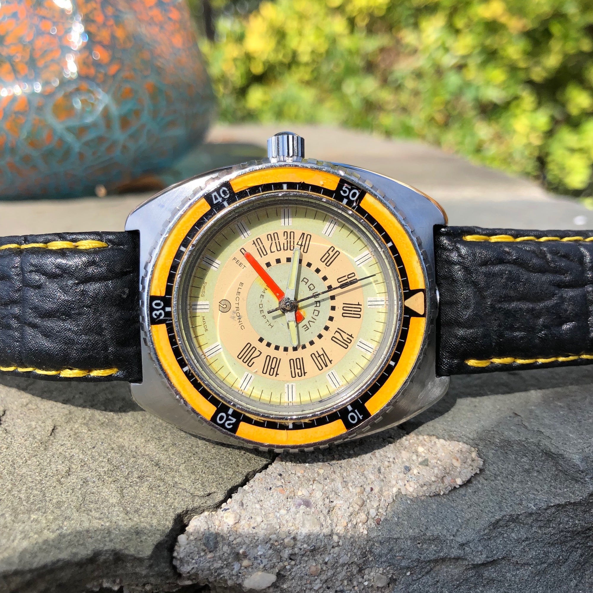 Depth top meter watch