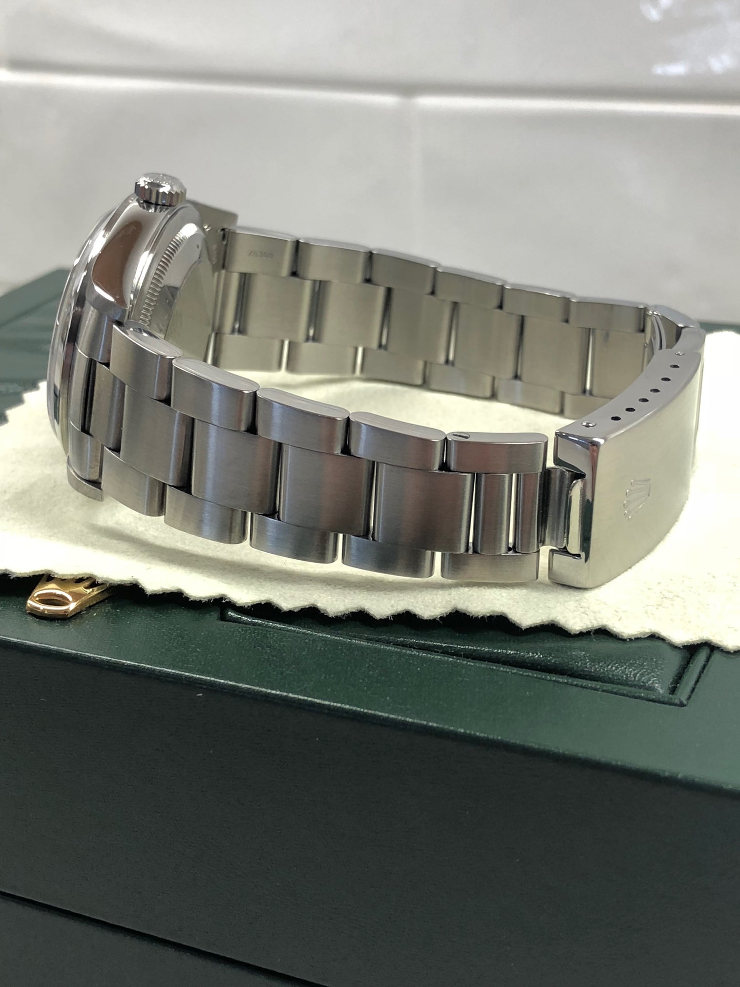Rolex Datejust 16200 Oyster Perpetual Cal. 3135 White Stick "Y" Serial Wristwatch - Hashtag Watch Company