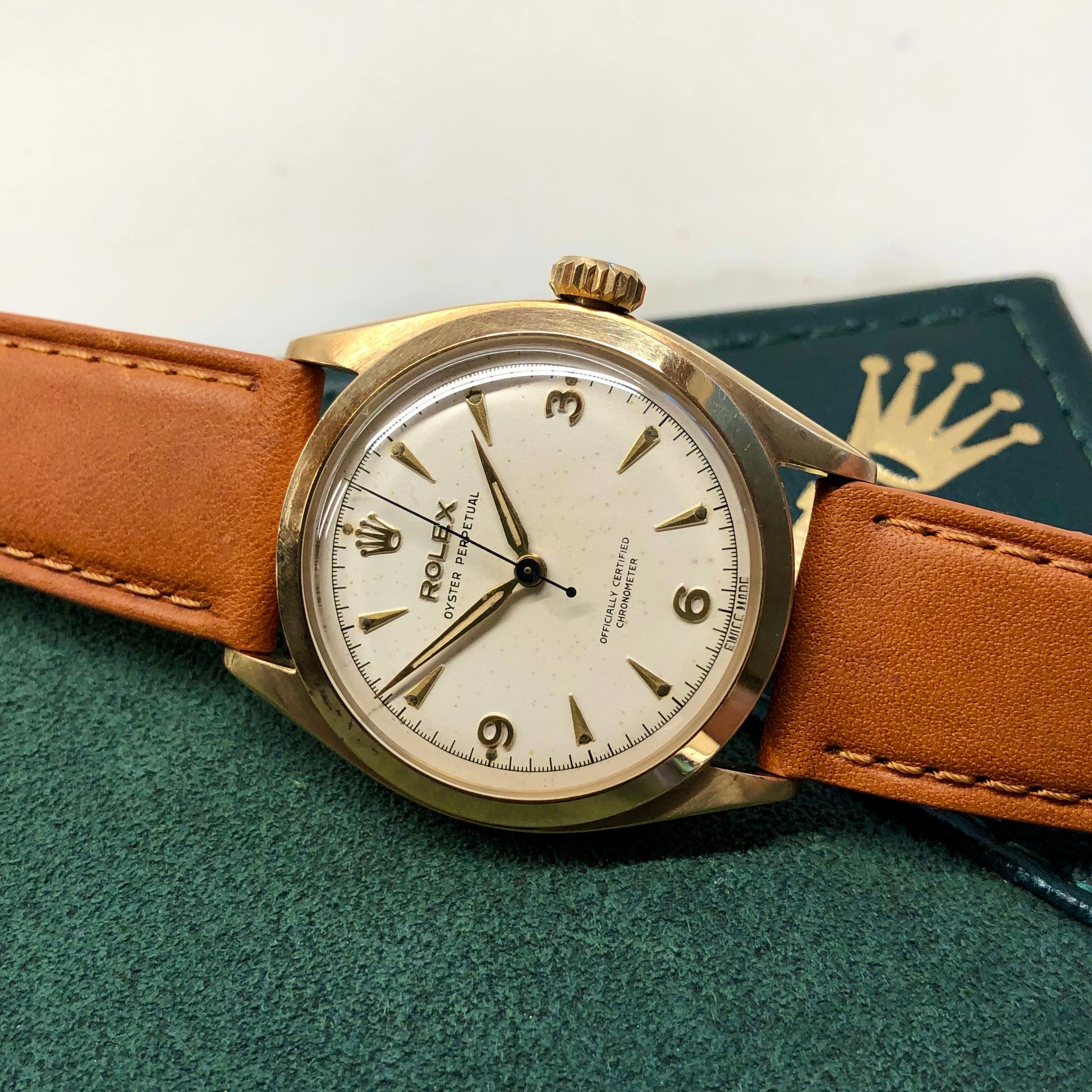 1958 Rolex Oyster Perpetual 6084 14K Yellow Gold Automatic Original Dial Wristwatch - Hashtag Watch Co.