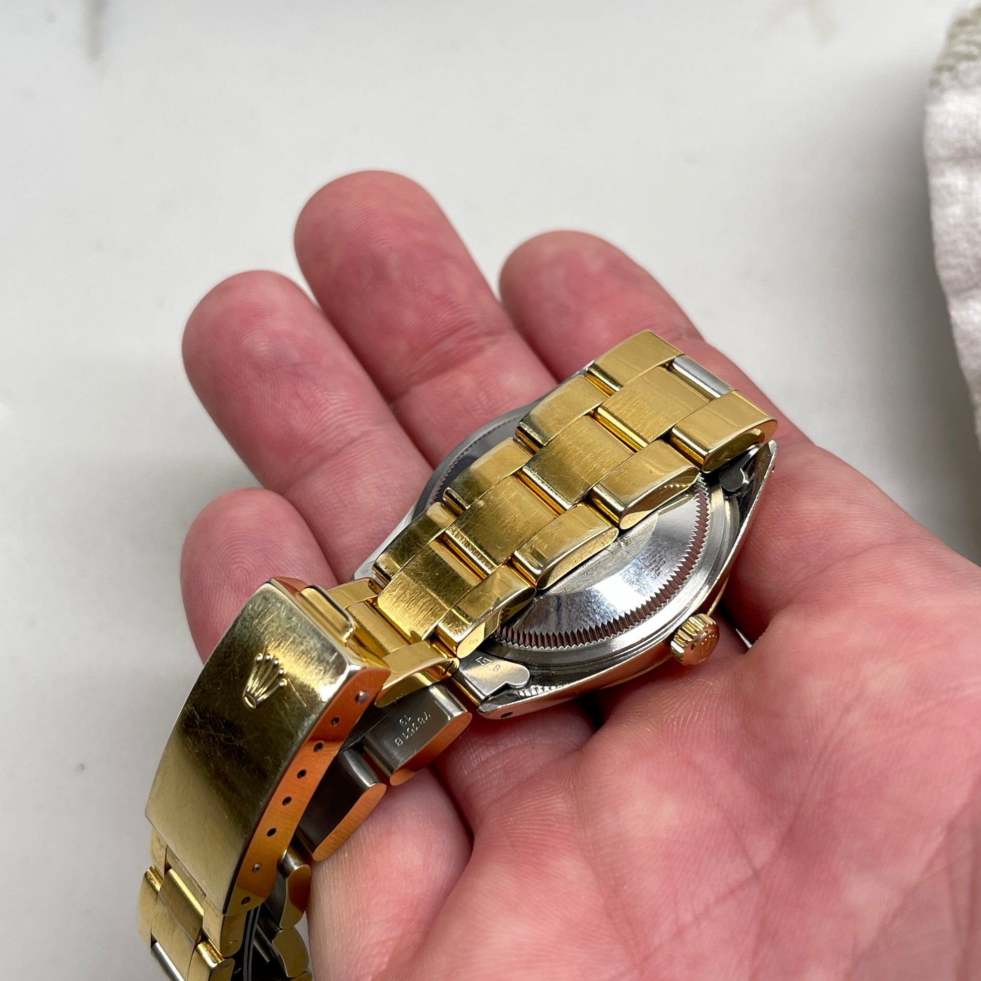 1970 Vintage Rolex Oyster Perpetual Date 1550 Silver Stick Cal. 1570 Automatic Gold Shell Wristwatch - Hashtag Watch Company