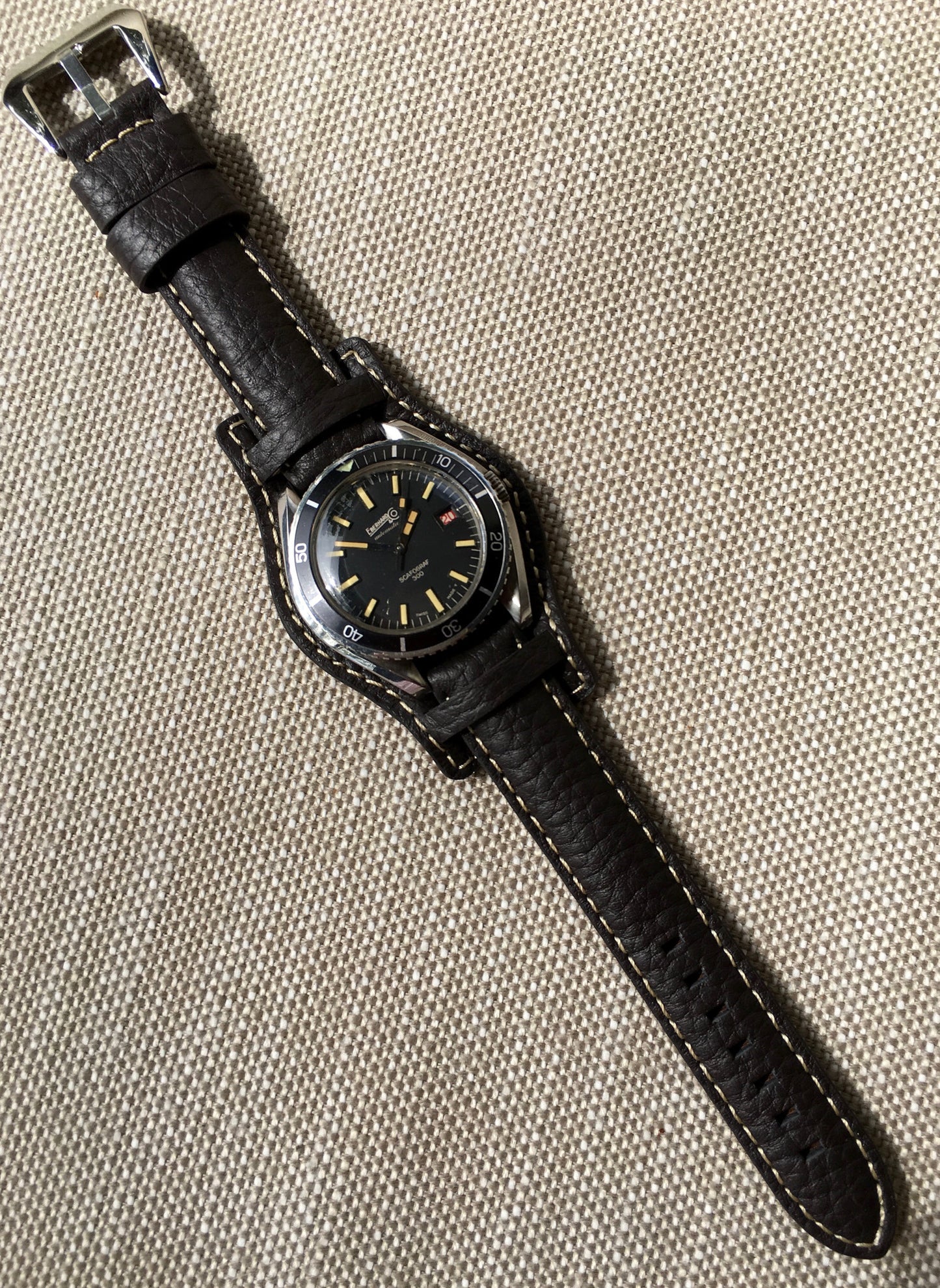 Vintage Eberhard & Co. Scafograf 300 Roulette Date Stainless Steel Watch - Hashtag Watch Company