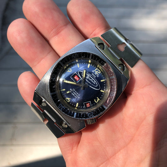 Vintage ZRC Spatiale 300M Stainless Steel Divers Automatic Day Date Wristwatch - Hashtag Watch Company