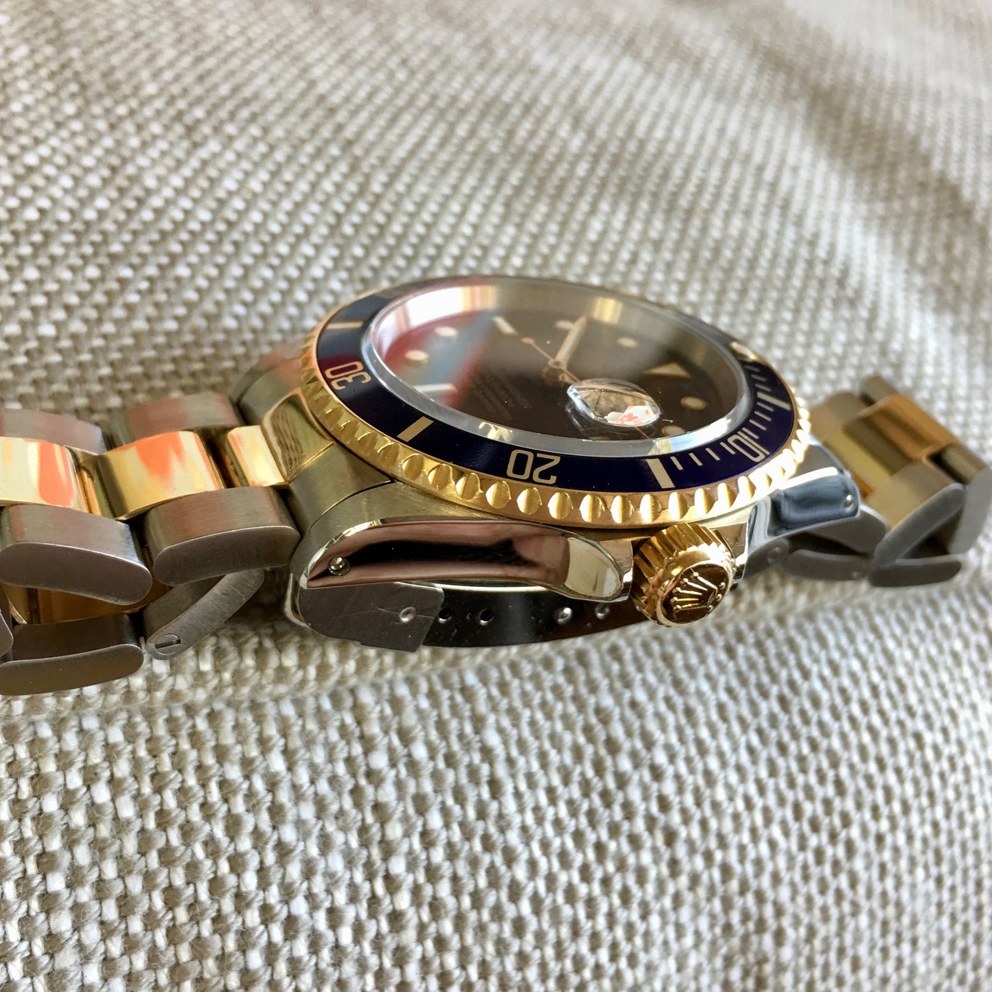 Rolex Submariner 16613 Two Tone Purple Color Change Steel 18K Gold "S" Serial 1993 Wristwatch - Hashtag Watch Company