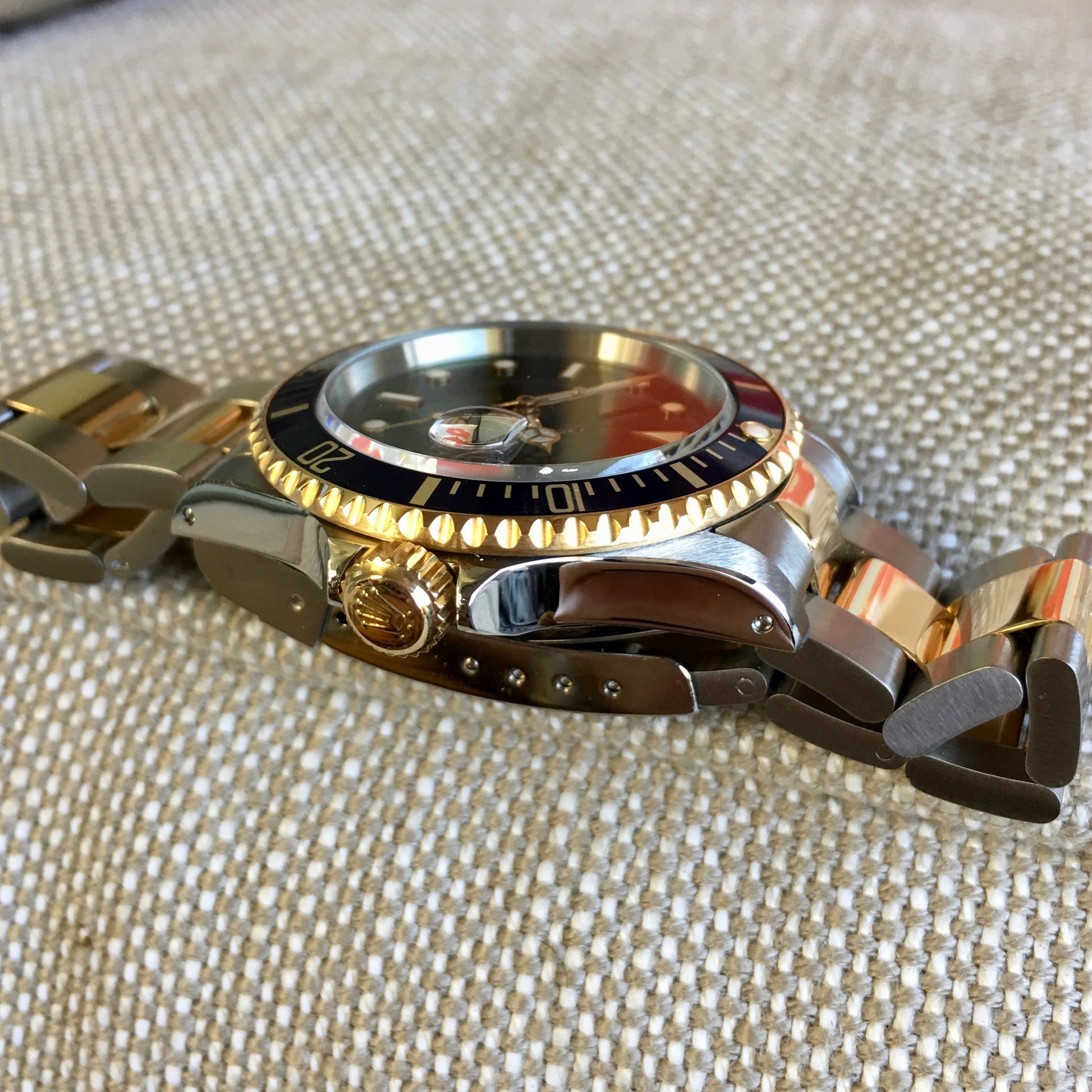 Rolex Submariner 16613 Two Tone Purple Color Change Steel 18K Gold "S" Serial 1993 Wristwatch - Hashtag Watch Company