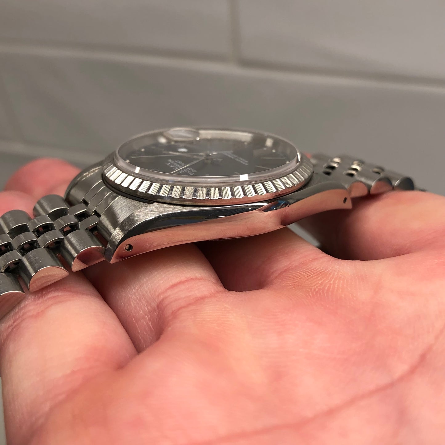 1990 Rolex Datejust 16200 Gray Tapestry Dial Engine Turned Bezel Jubilee Wristwatch Full Set - Hashtag Watch Company