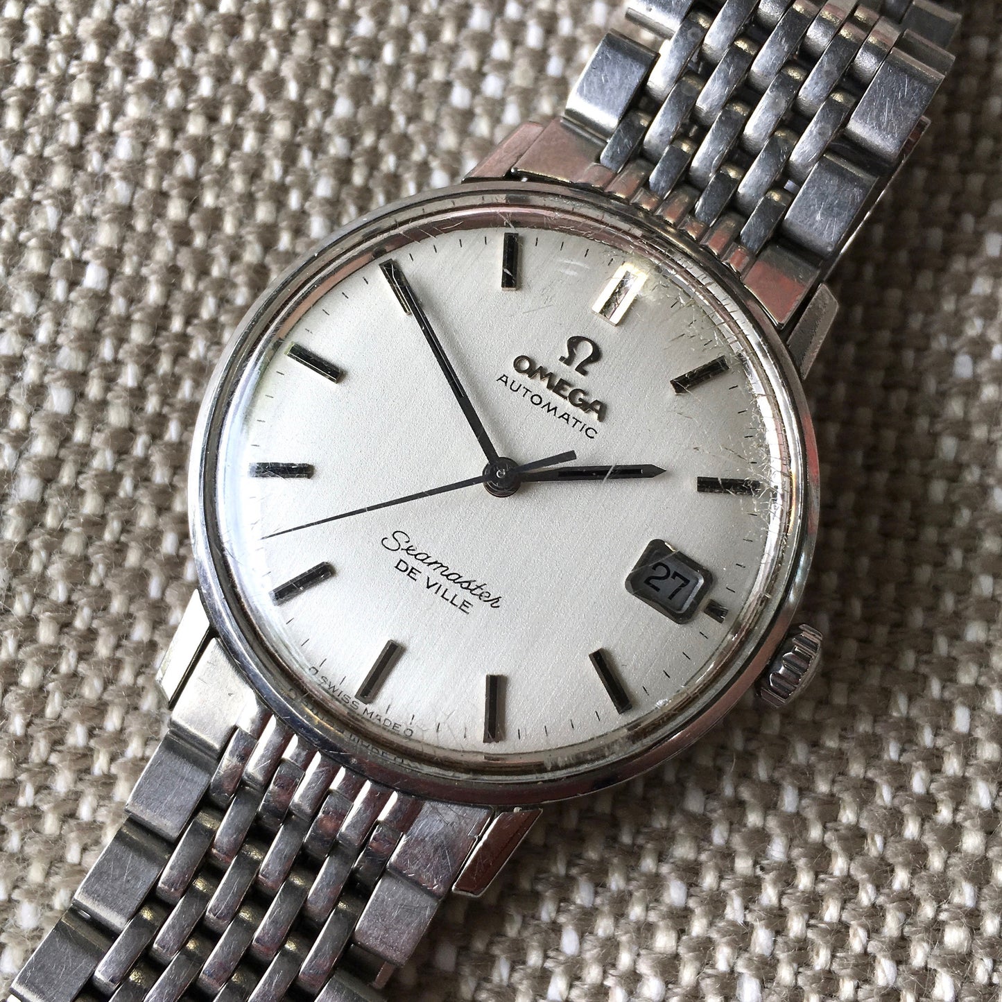 Vintage Omega Seamaster De Ville Caliber 563 Stainless Steel Date White Brushed Dial 1970's Watch - Hashtag Watch Company