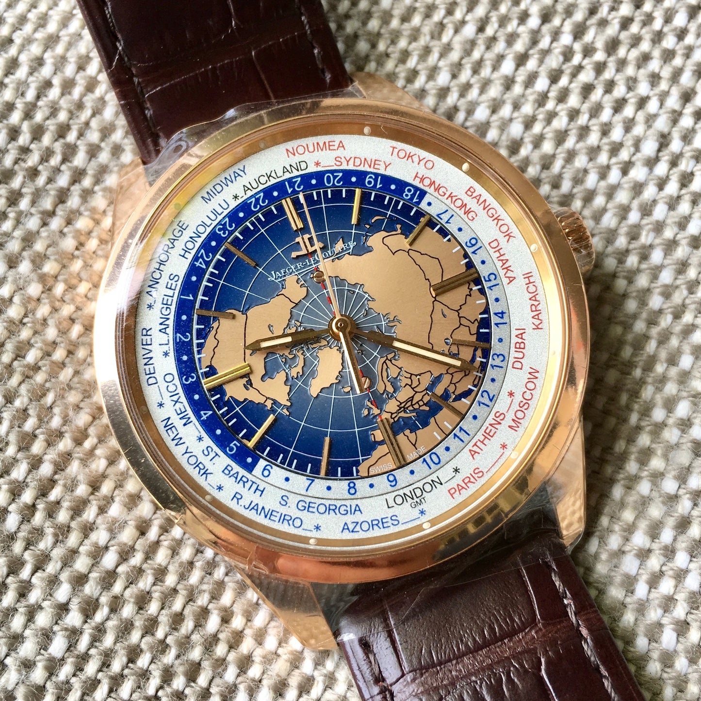 Jaeger LeCoultre Geophysic Universal Time Q8102520 Automatic Blue Lacquer Dial 18K Pink Gold Wristwatch - Hashtag Watch Company
