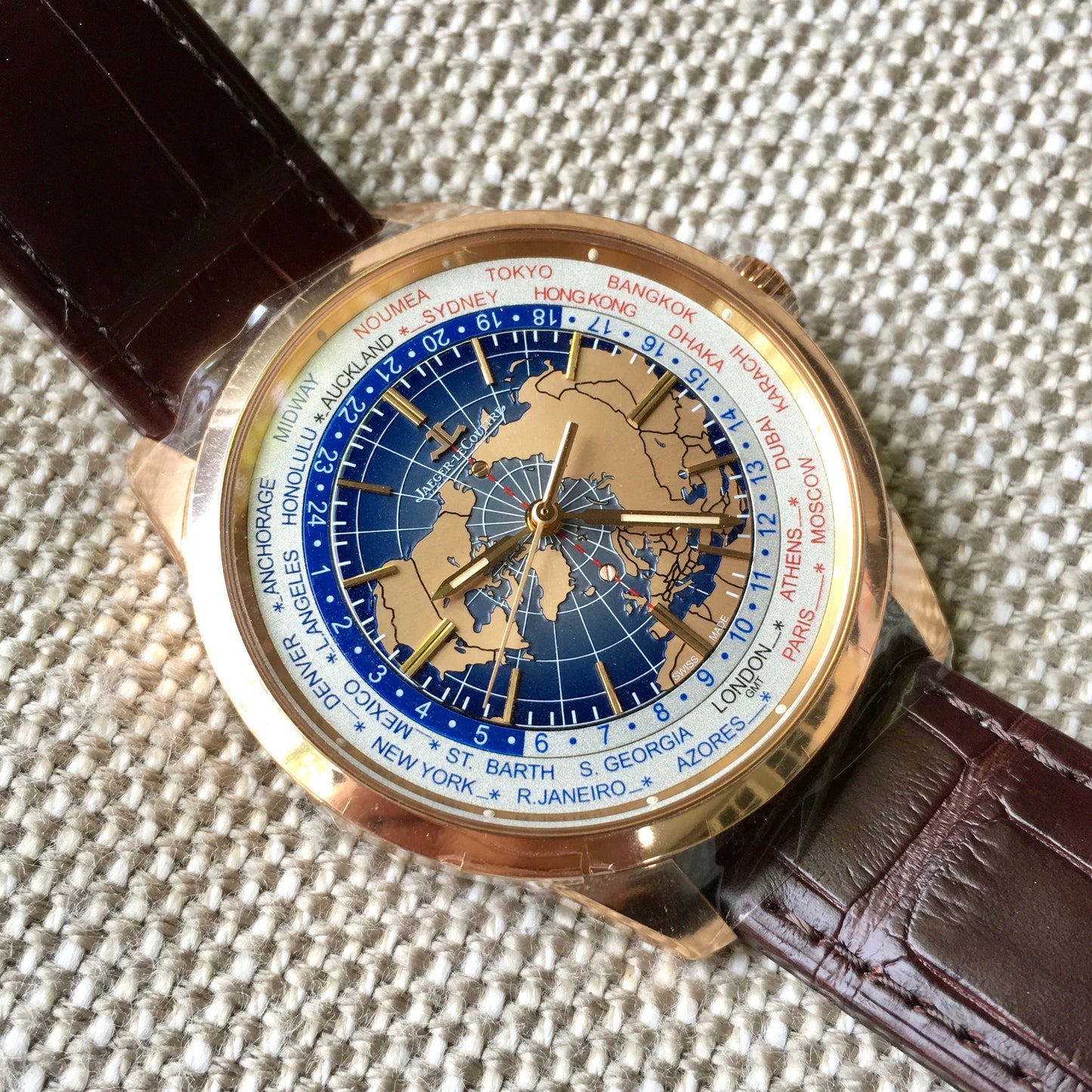 Jaeger LeCoultre Geophysic Universal Time Q8102520 Automatic Blue Lacquer Dial 18K Pink Gold Wristwatch - Hashtag Watch Company