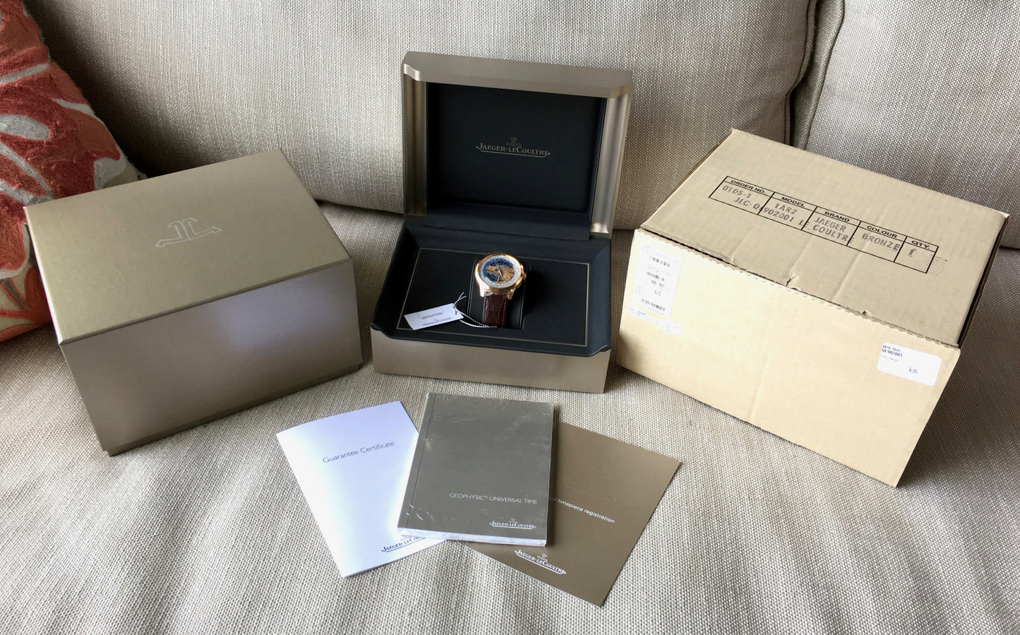 Jaeger LeCoultre Geophysic Universal Time Q8102520 Automatic Blue Lacquer Dial 18K Pink Gold Wristwatch - Hashtag Watch Company