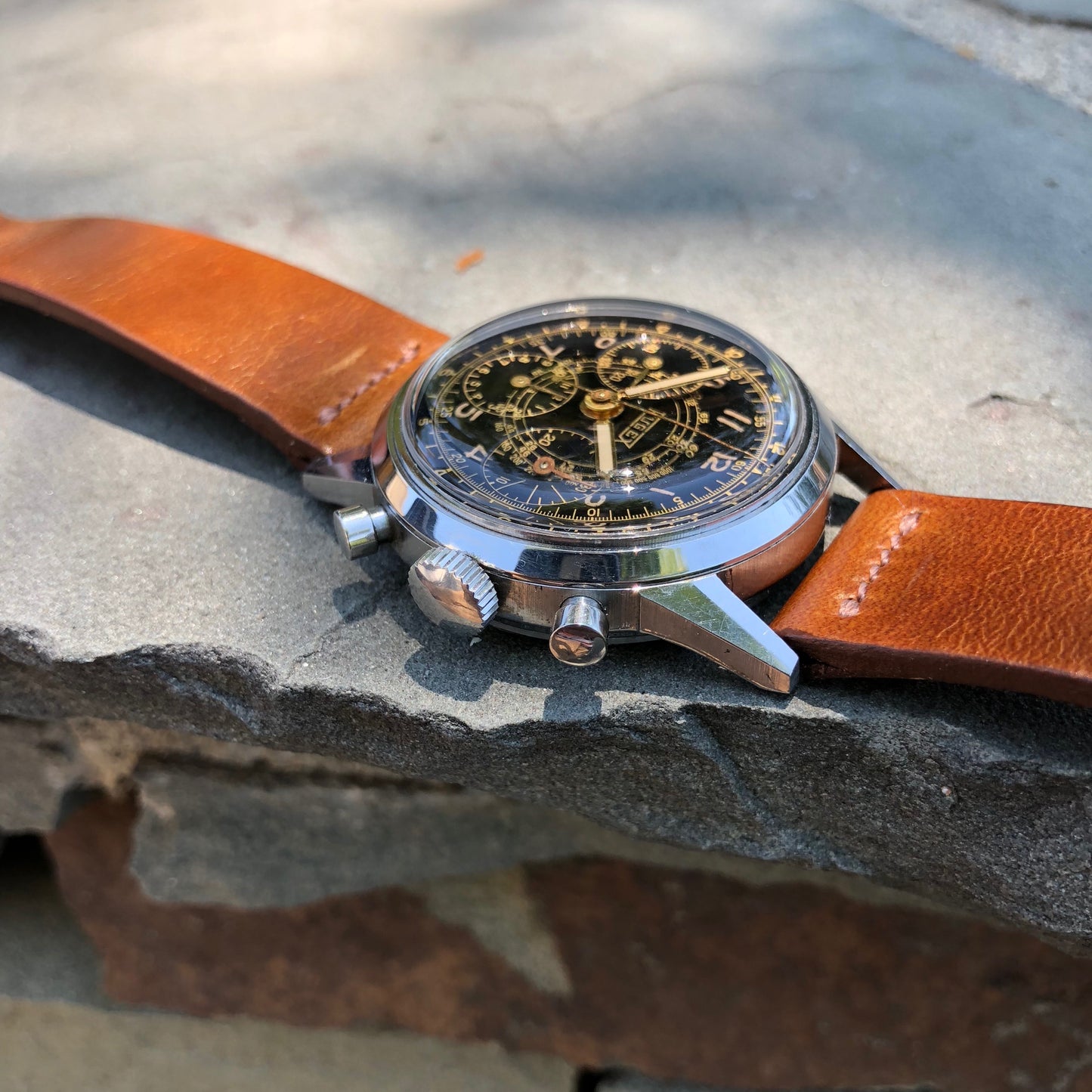Vintage Hugex Stainless Steel Black Gilt Valjoux 72 Chronograph 37mm Wristwatch - Hashtag Watch Company